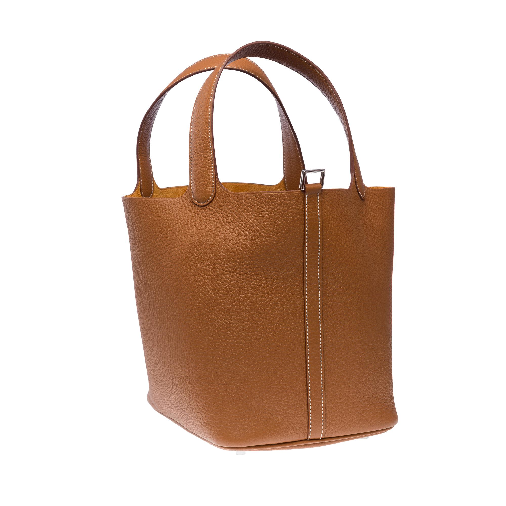 Stunning New Hermès Picotin 22 Lock in Gold Taurillon Clemence leather , PHW 1