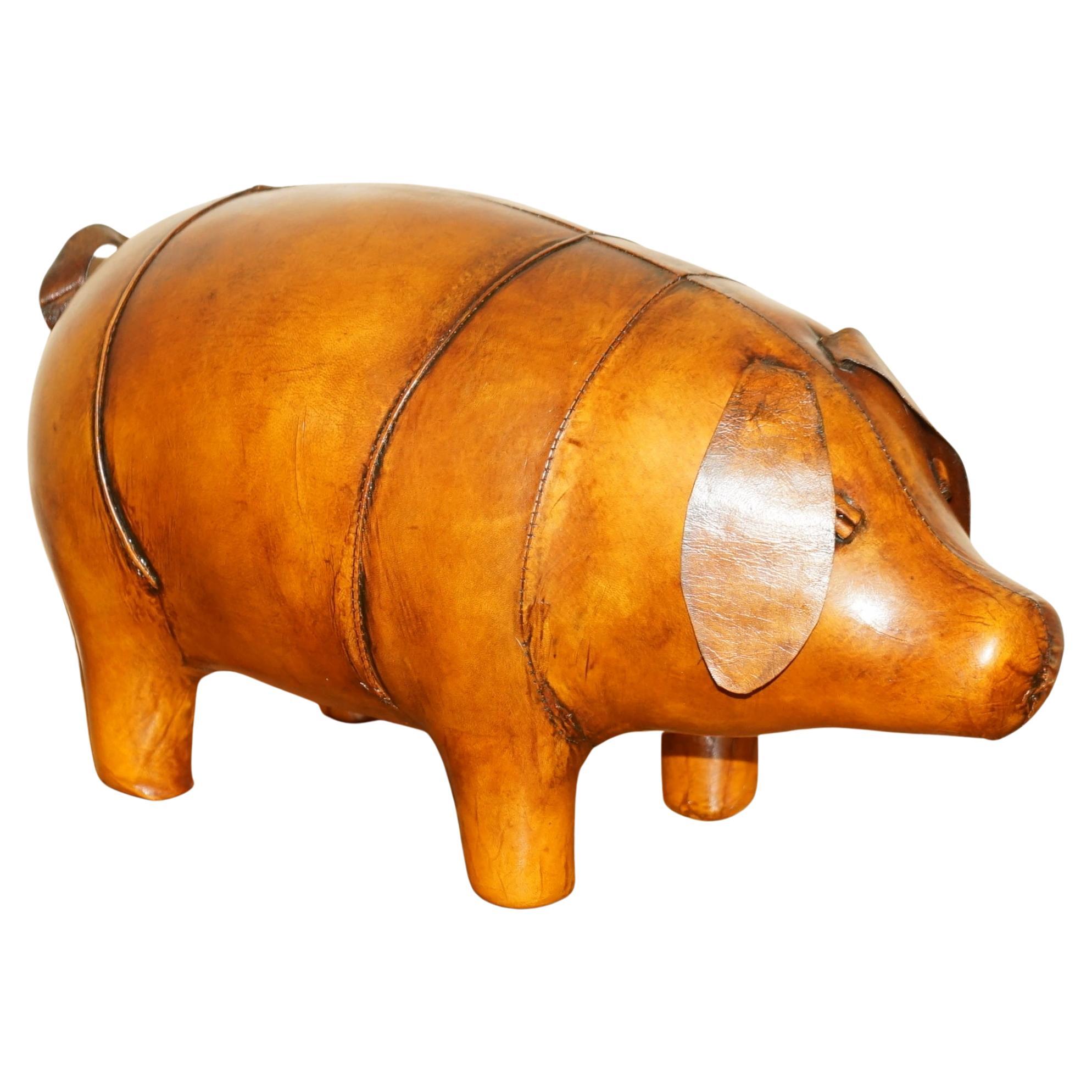 Stunning Nos Liberty Style Omersa pouf en cuir Brown Pig Footstool Large and Medium en vente