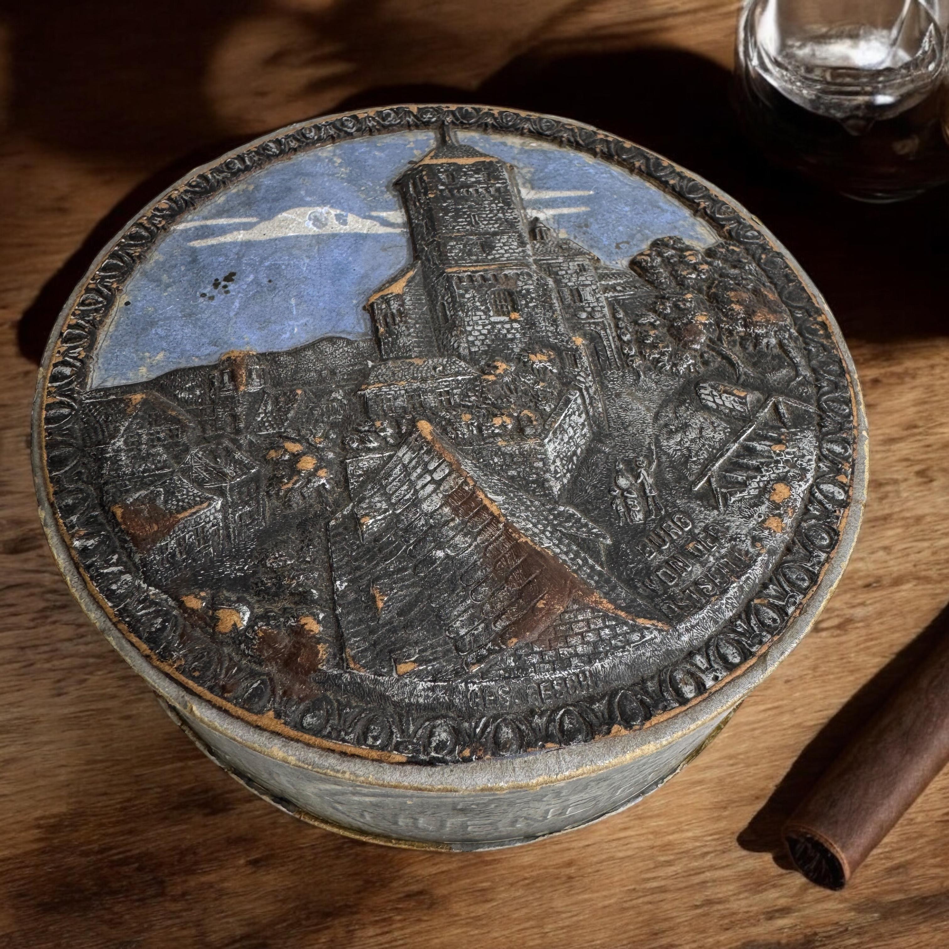 Superbe récipient à bonbons Nuremberg, ancien récipient de Noël allemand des années 1900 en vente 4