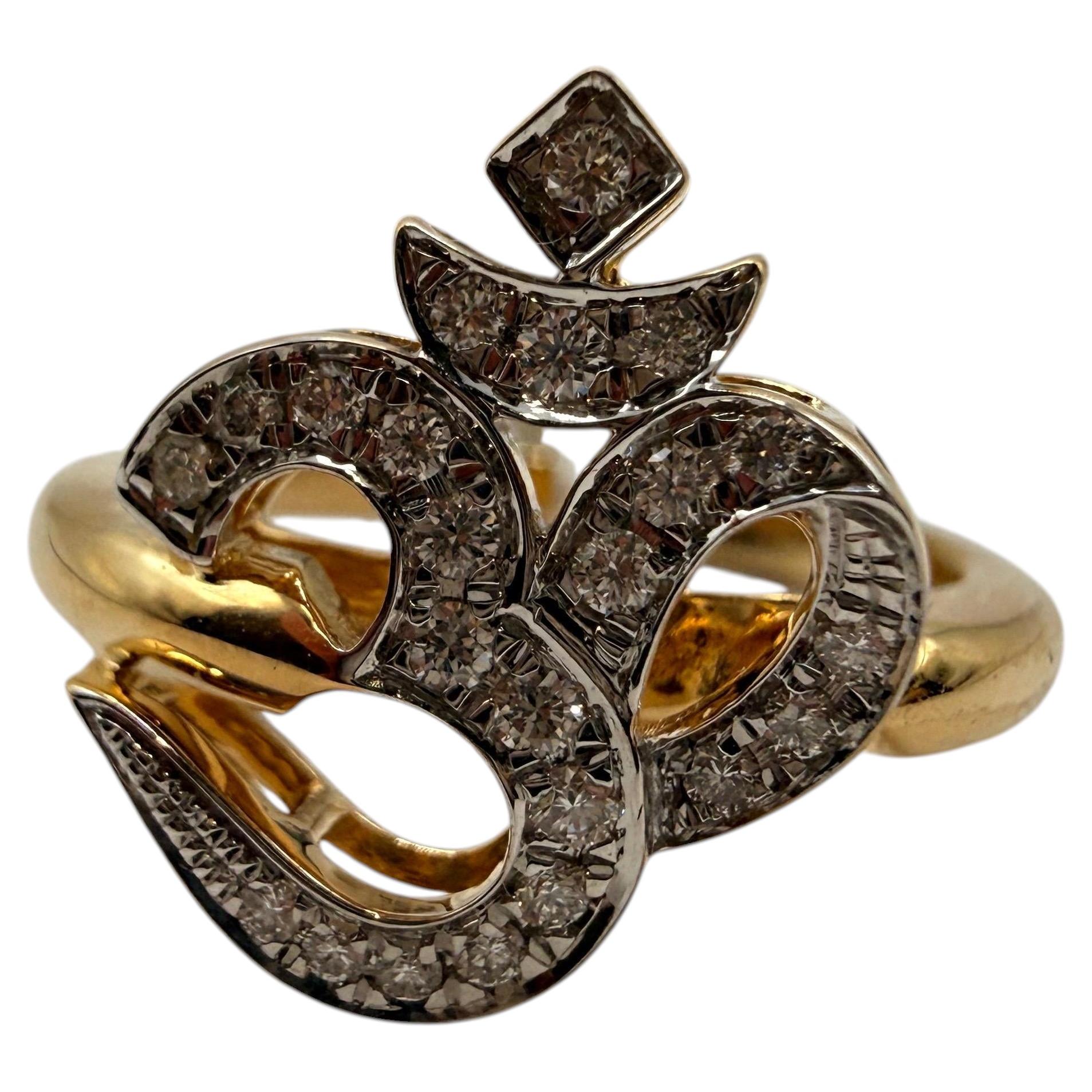 Stunning OM diamond ring 18KT gold For Sale