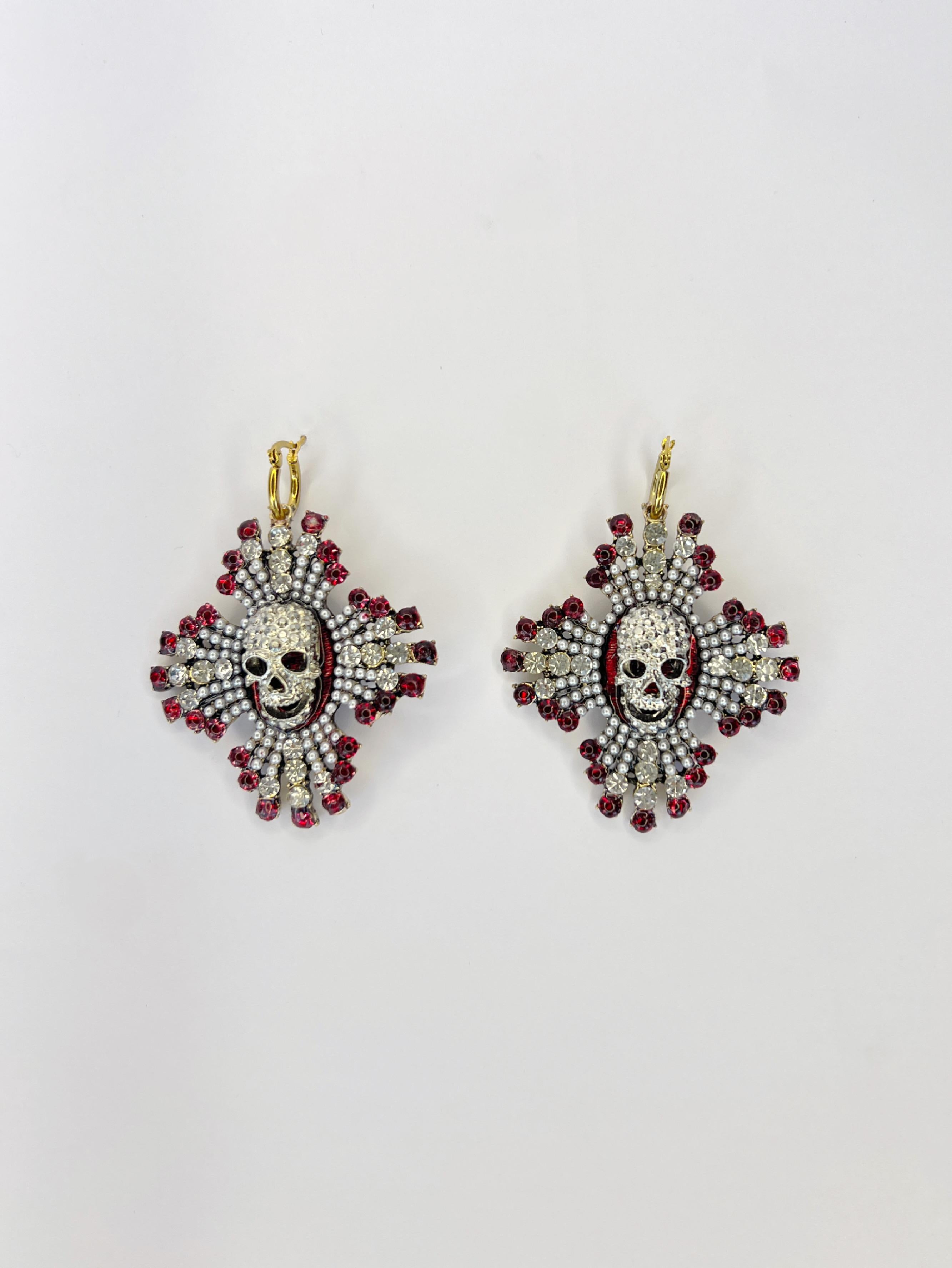 Artist Stunning one of a kind Swarovski crystal skull earrings For Sale