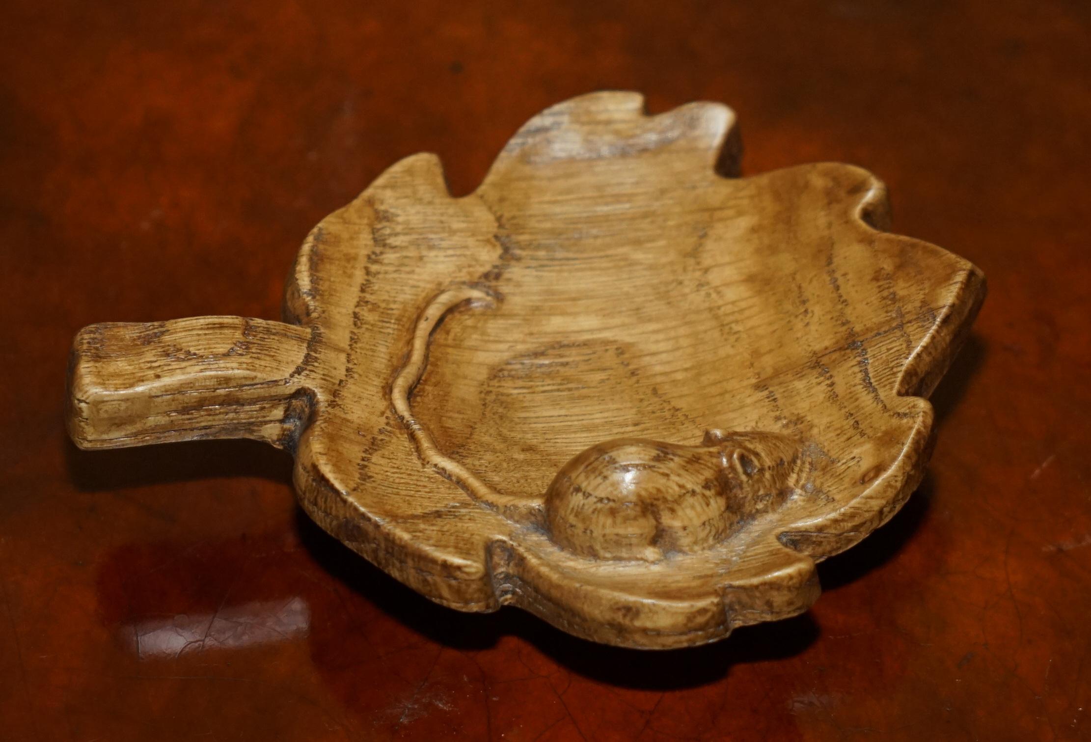 Hand-Carved STUNNING ONE OF A KIND ViNTAGE ROBERT MOUSEMAN THOMPSON PIN TRINKET CHANGE TRAY For Sale