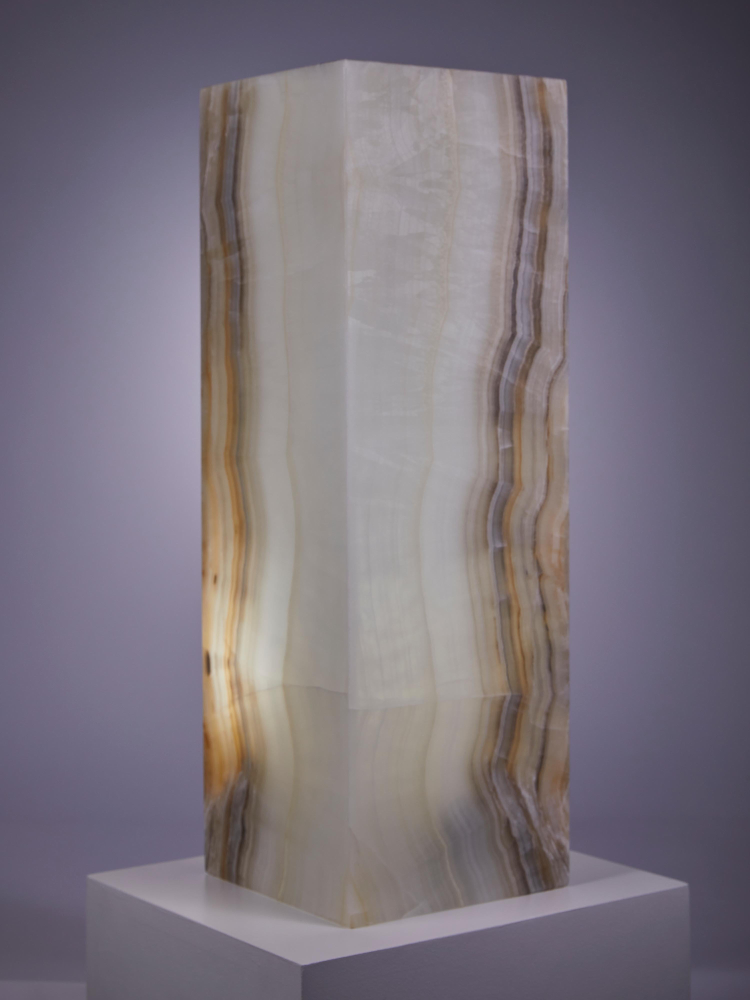 Stunning Onyx Lamp For Sale 4