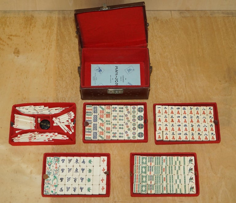 Stunning Original Chinese circa 1900-1920 Mahjong Set Including Counters  For Sale at 1stDibs