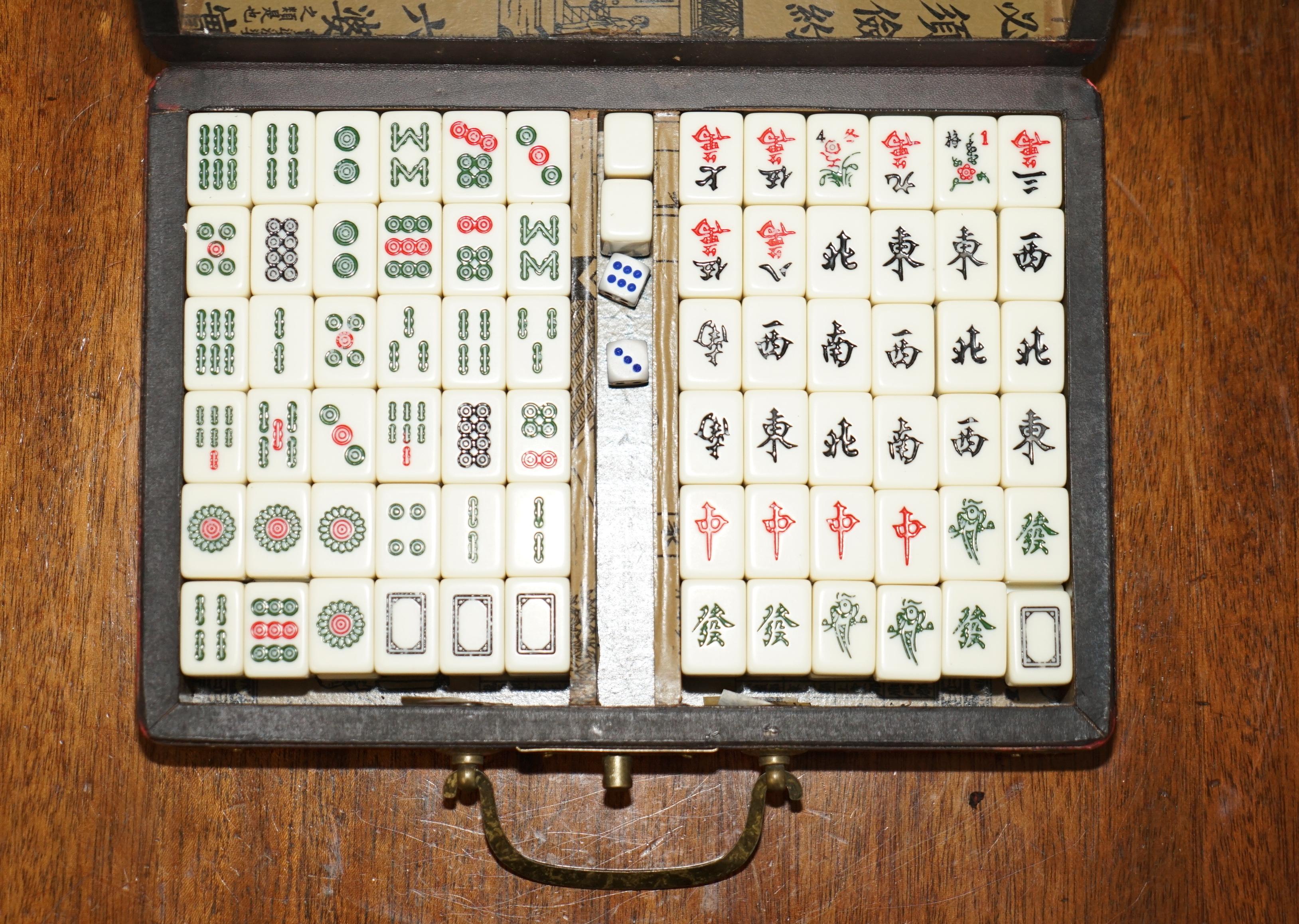 STUNNING ORIGINAL CHINESE CIRCA 1950's MAHJONG SET INCLUDING DICE 1