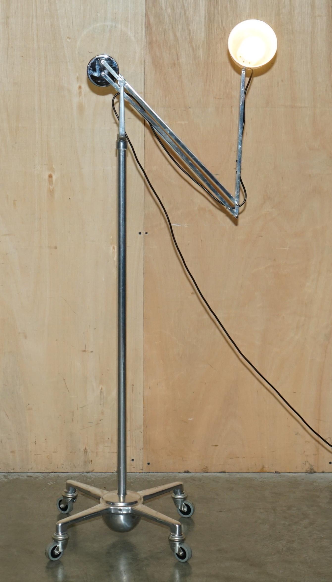 STUNNING FLOOR LAMP COUNTERPOISE ORIGINAL CIRCA 1950'S HANDRILL & HORSTMANN en vente 3