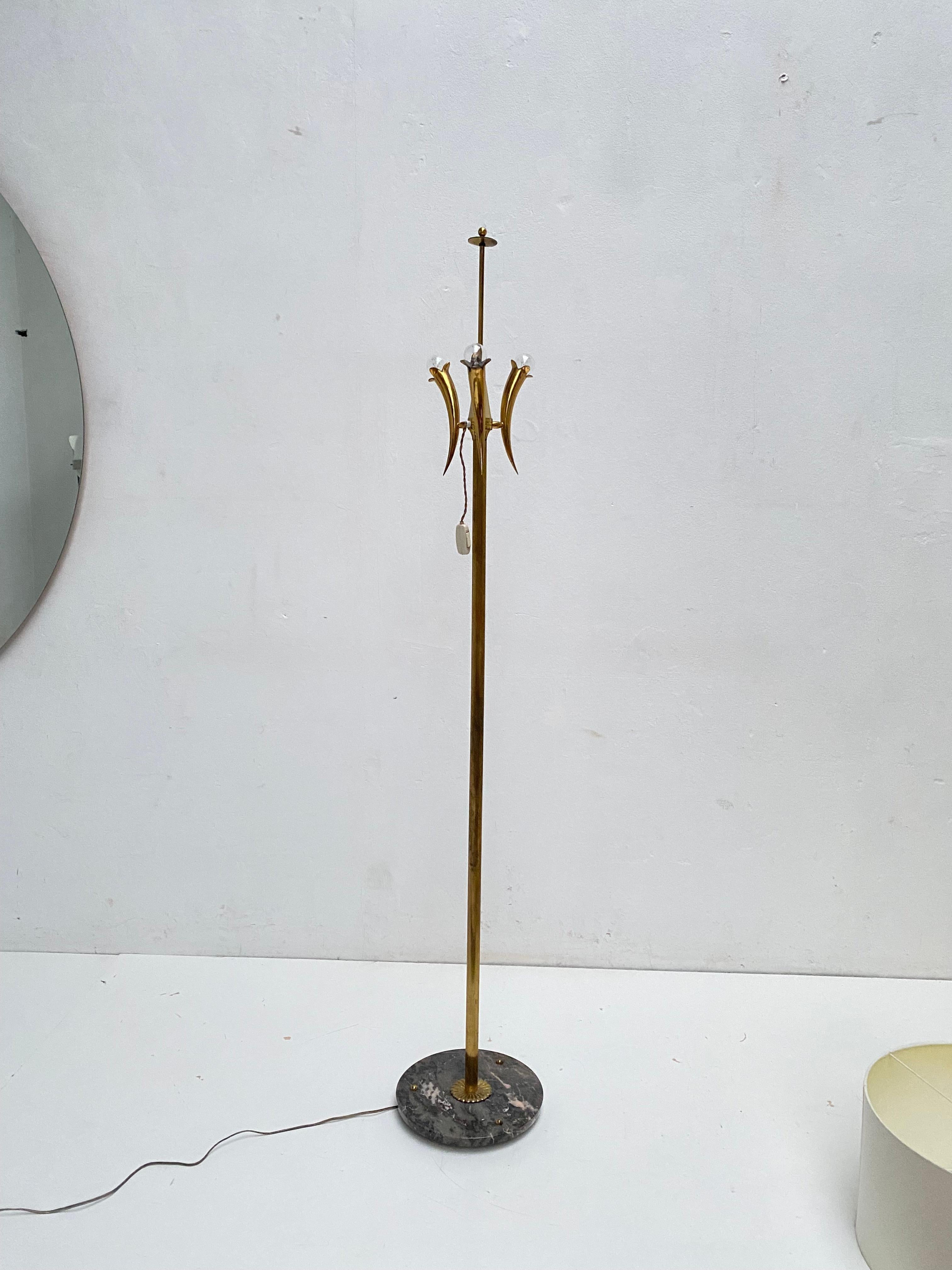 Stunning Original Italian 1950's Floorlamp Brass and Black & Pink Marble base  For Sale 11