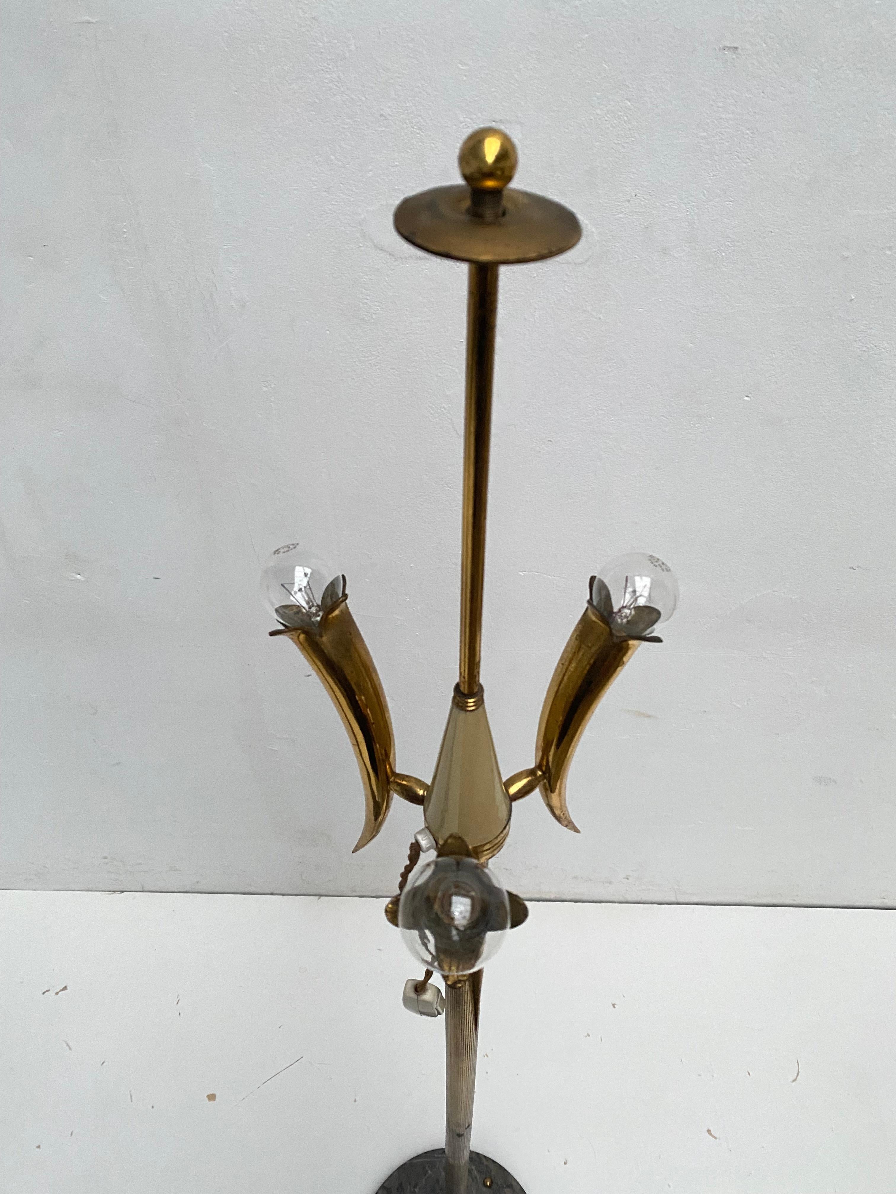 Stunning Original Italian 1950's Floorlamp Brass and Black & Pink Marble base  For Sale 4