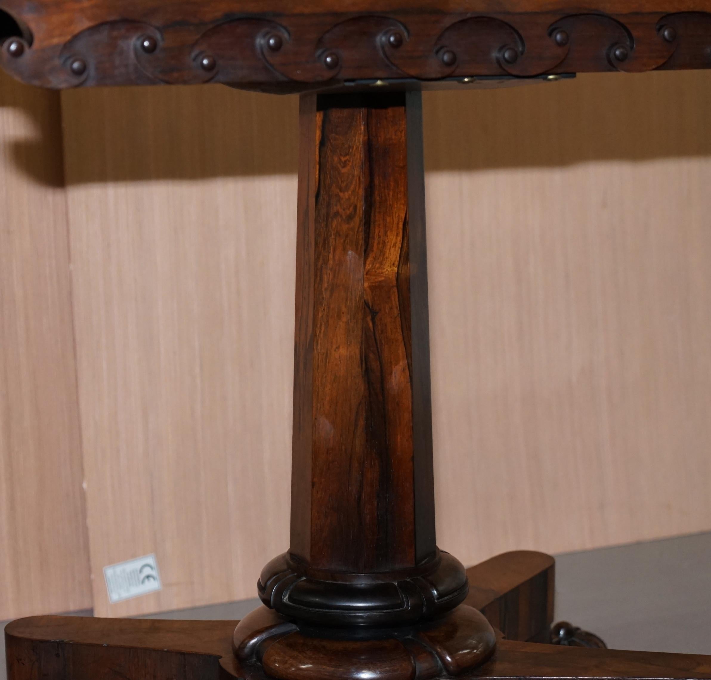 Bois de feuillus Superbe table à cartes à thé en bois rouge d'origine J Kendell & Co vers 1830 Sublime en vente