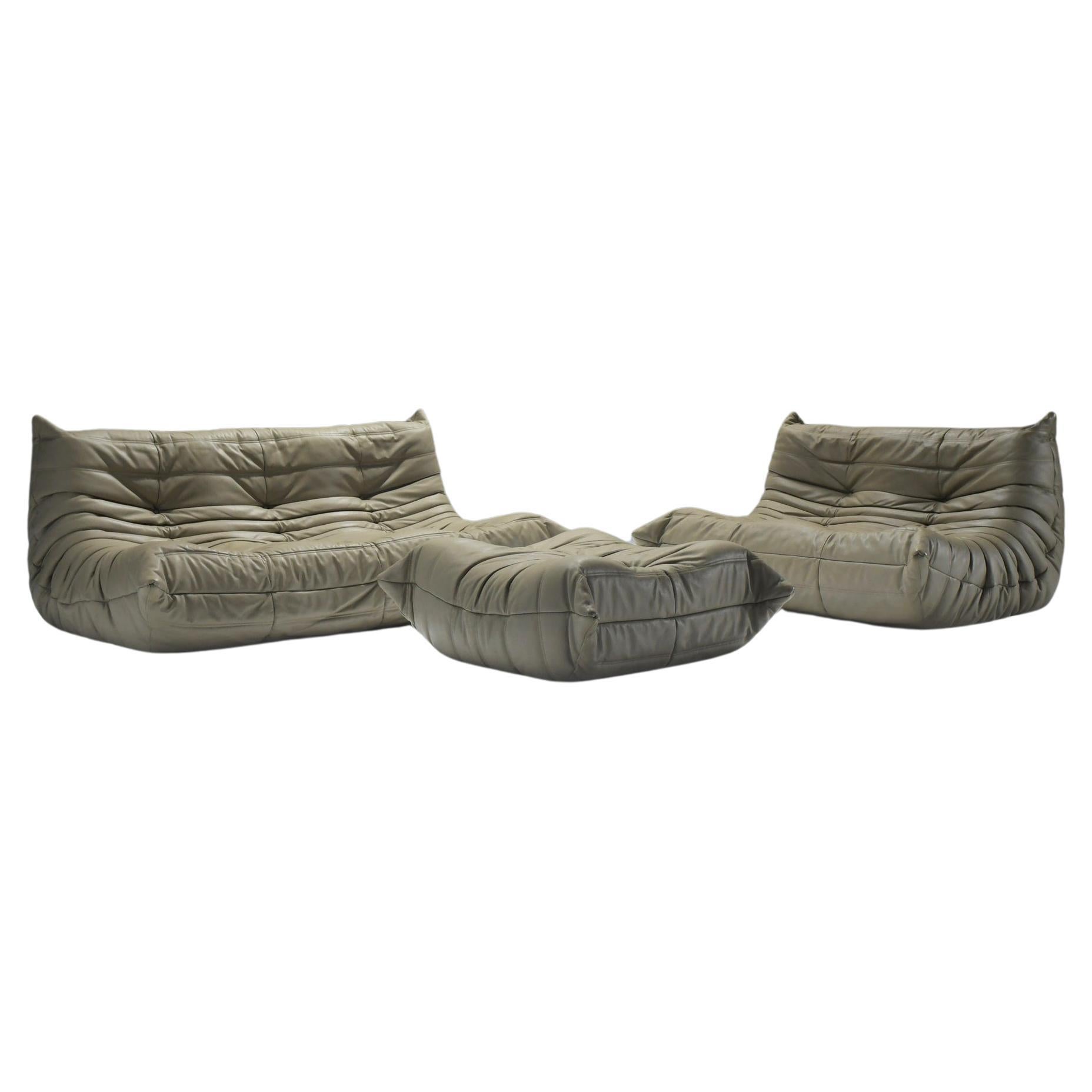 Stunning, original Togo (2011) in khaki leather by Michel Ducaroy - Ligne Roset