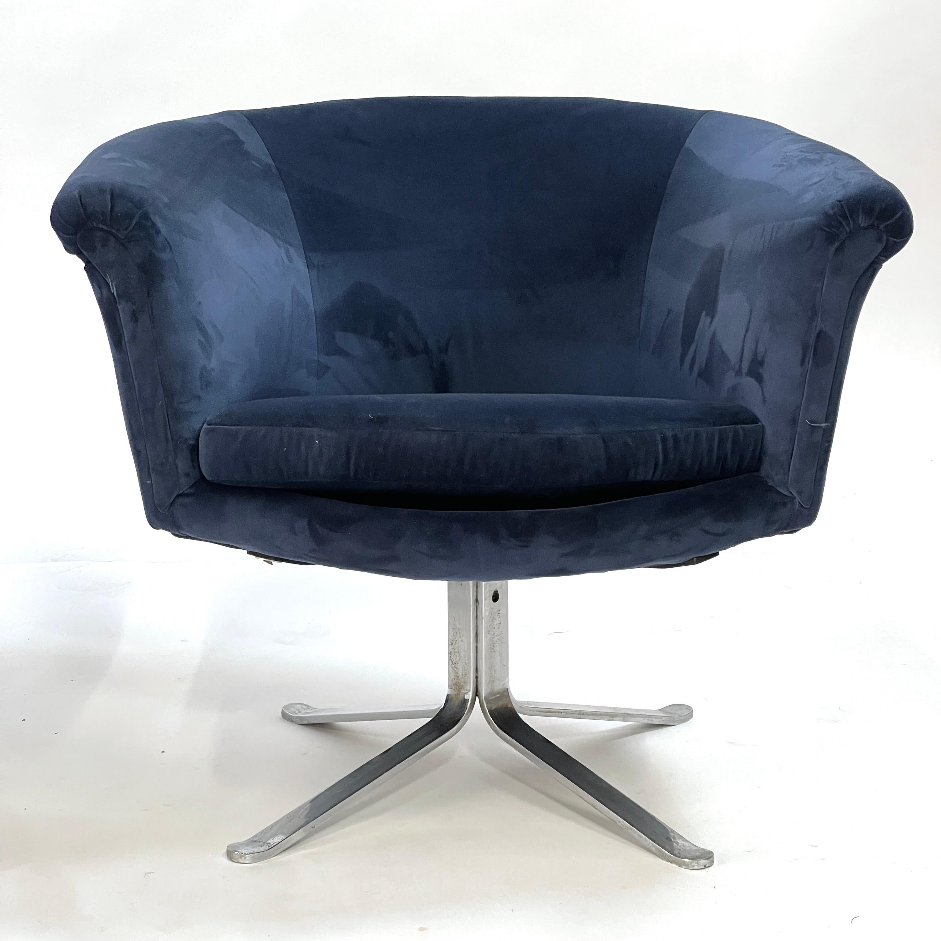 Stunning Pair Blue Velvet Flat Bar Nicos Zorophos Swivel Chairs w.Steel X-Base For Sale 2