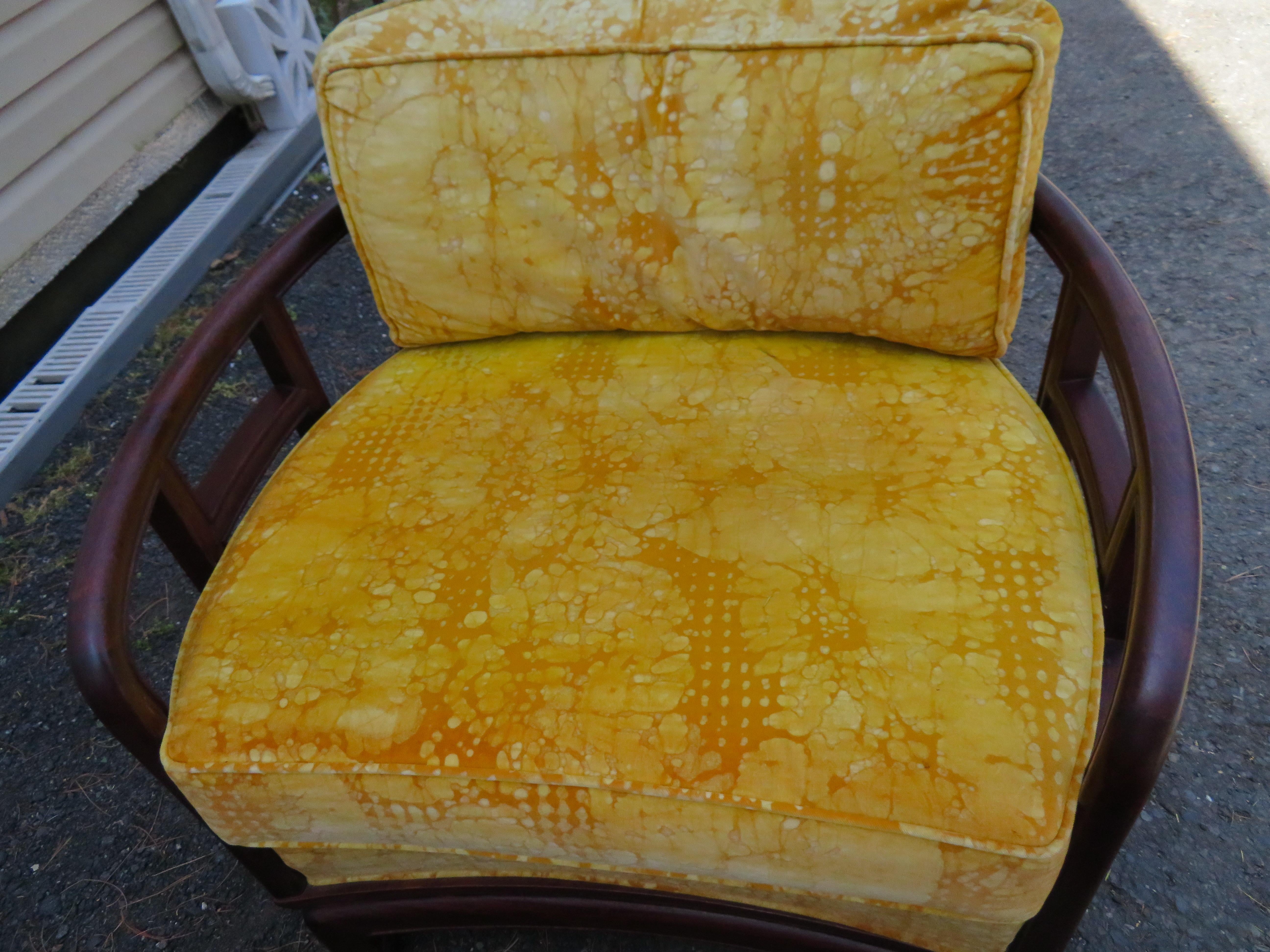 Paire d'étonnantes chaises Chinoiserie à dossier tonneau en bois de rose Jack Lenor Larsen en vente 5