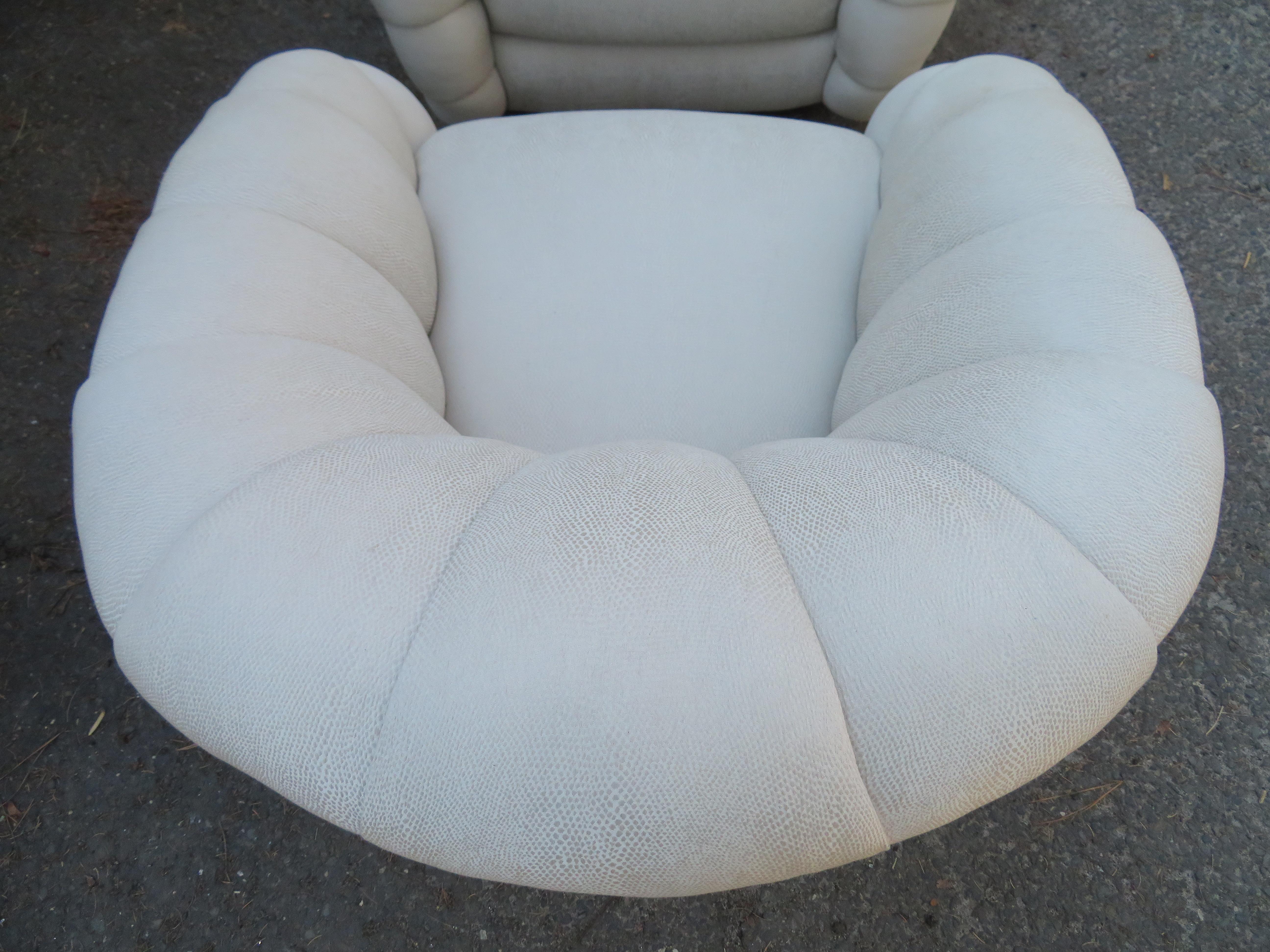 Upholstery Stunning Pair of Directional Croissant Swivel Lounge Chair Mid-Century For Sale