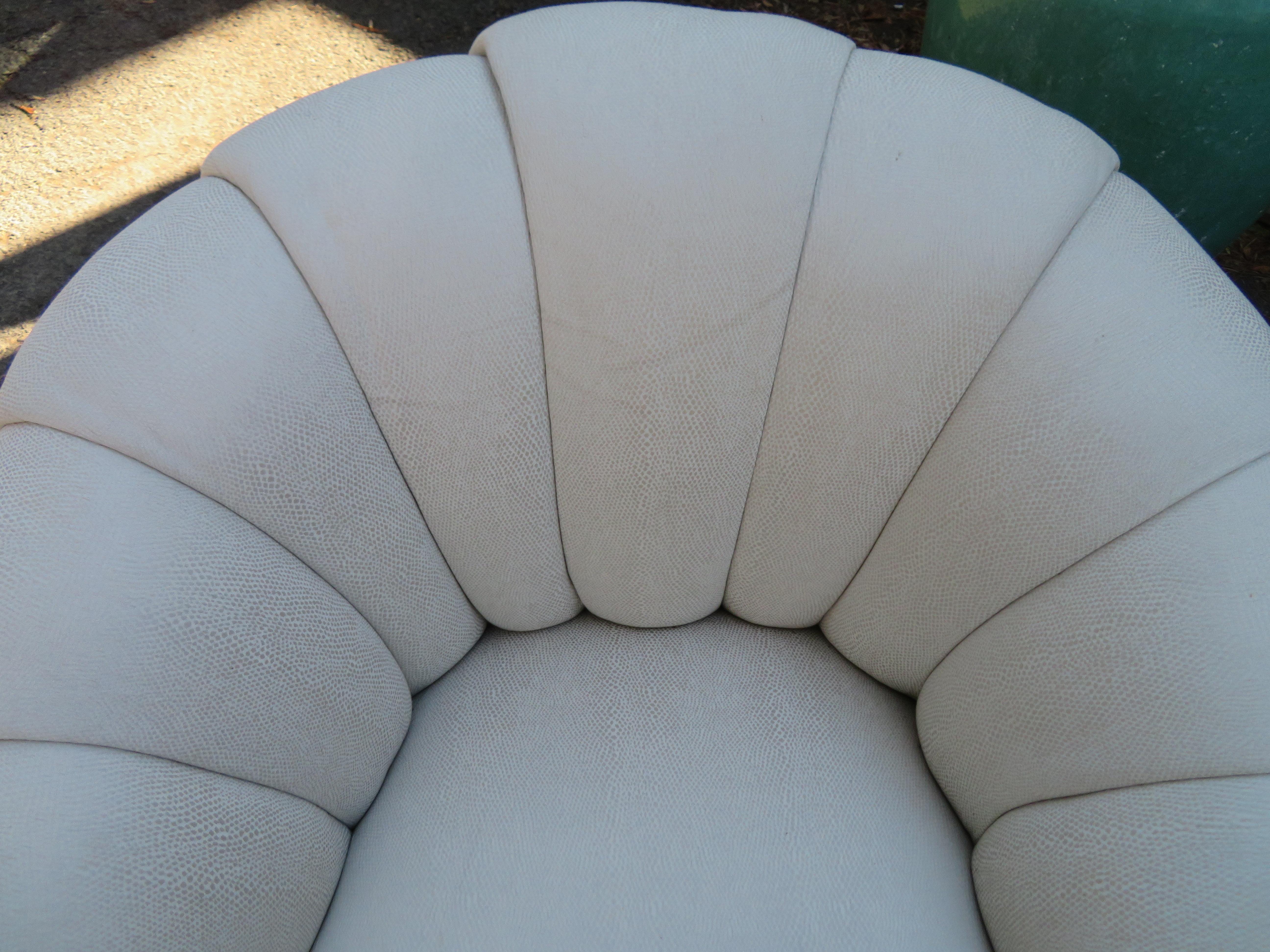 Stunning Pair of Directional Croissant Swivel Lounge Chair Mid-Century For Sale 1