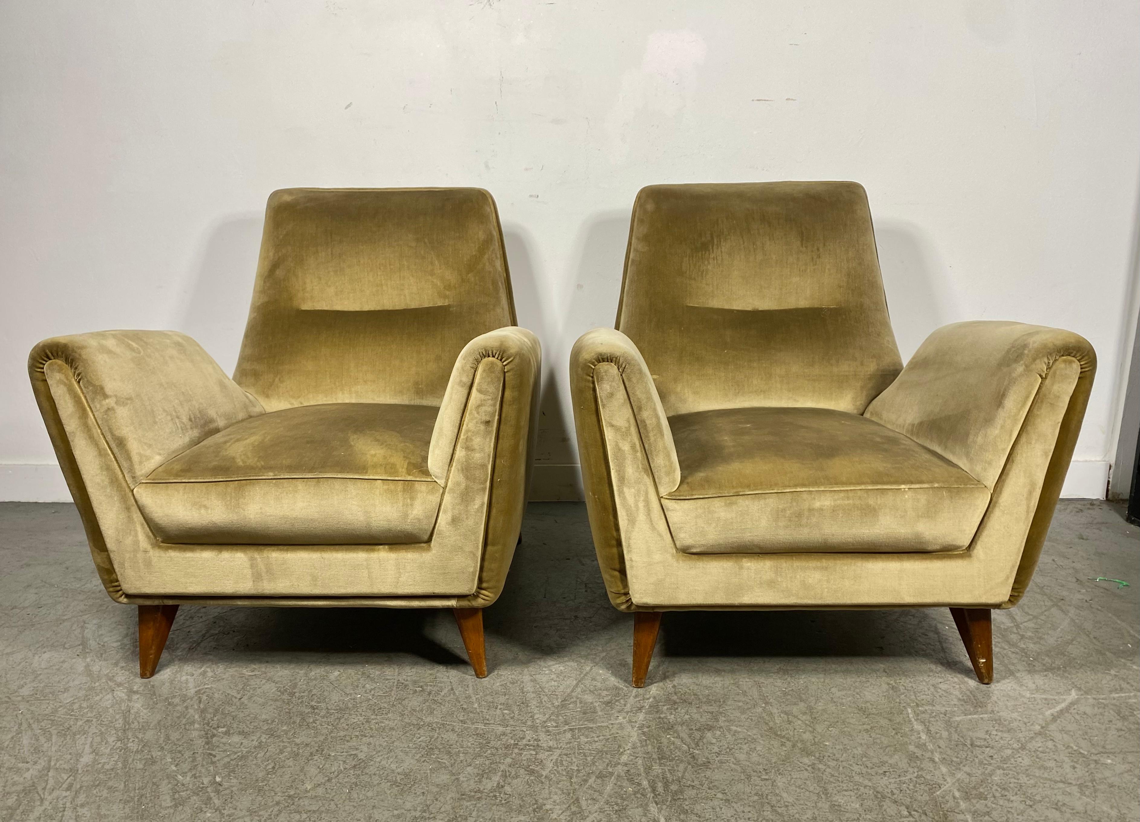 Mid-Century Modern Stunning Pair Italian Modernist Lounge Chairs by Isa Bergamo & Att Gio Ponti