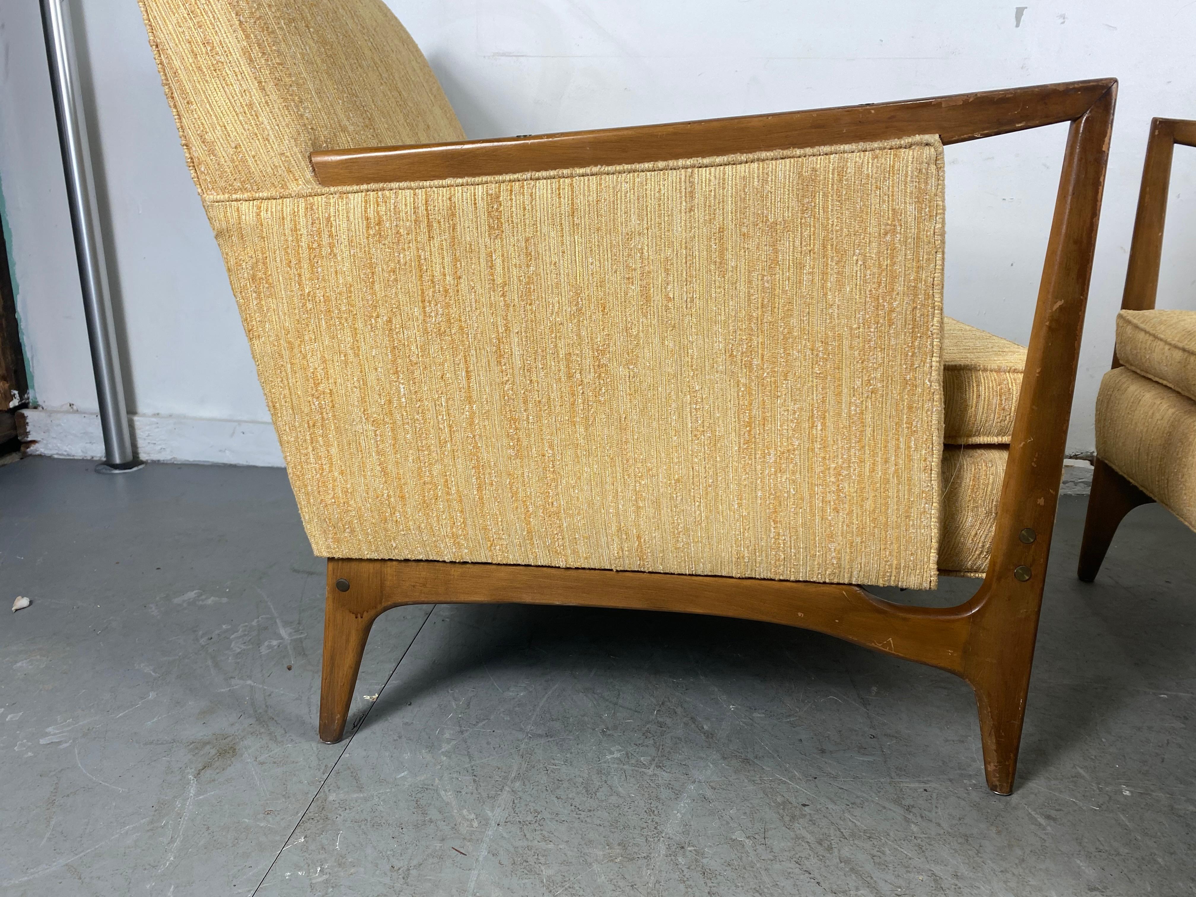 Stunning Pair of Mid-Century Modernist Lounge Chairs Attributed to Dux of Sweden 4