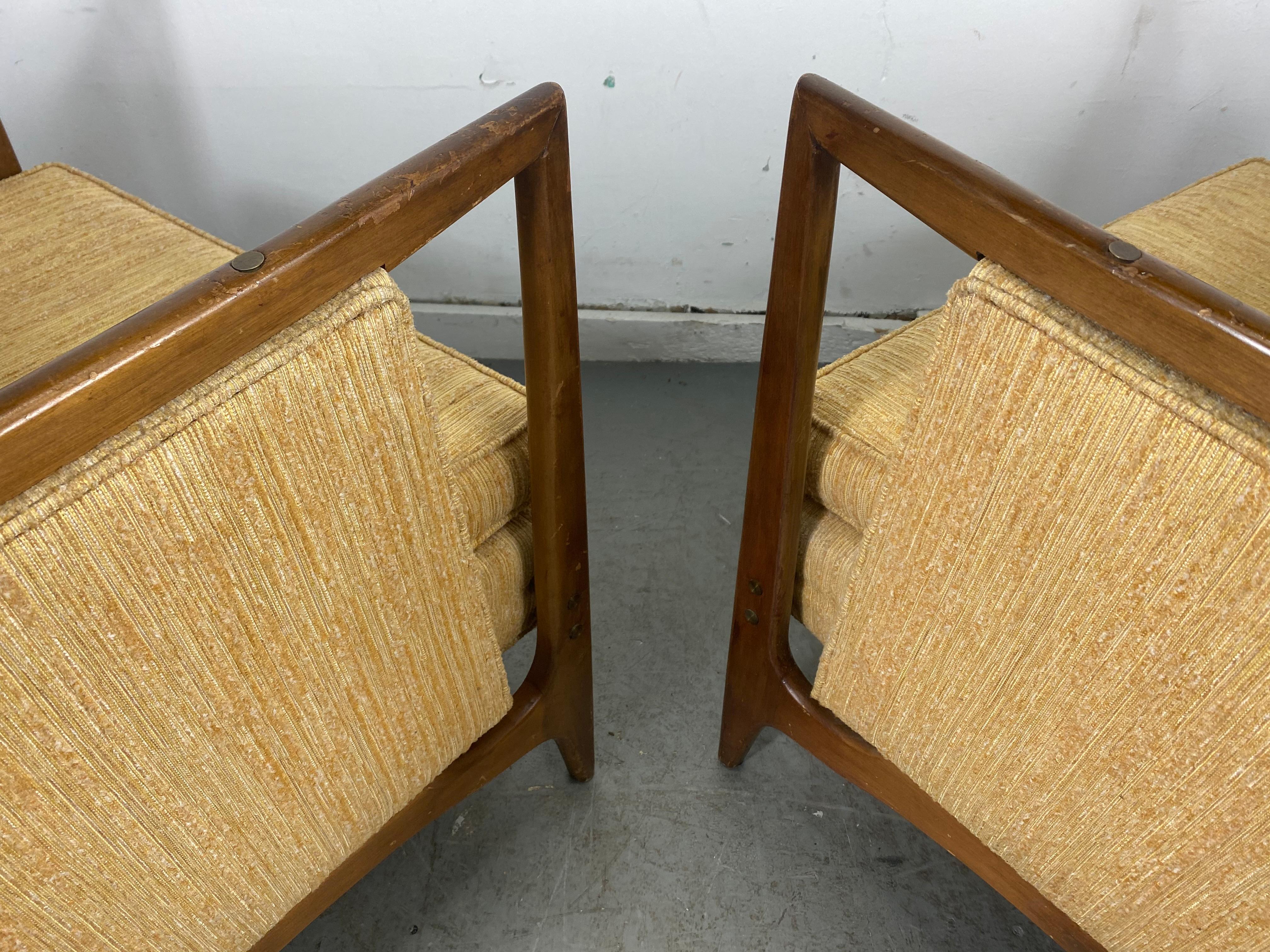 Mid-20th Century Stunning Pair of Mid-Century Modernist Lounge Chairs Attributed to Dux of Sweden