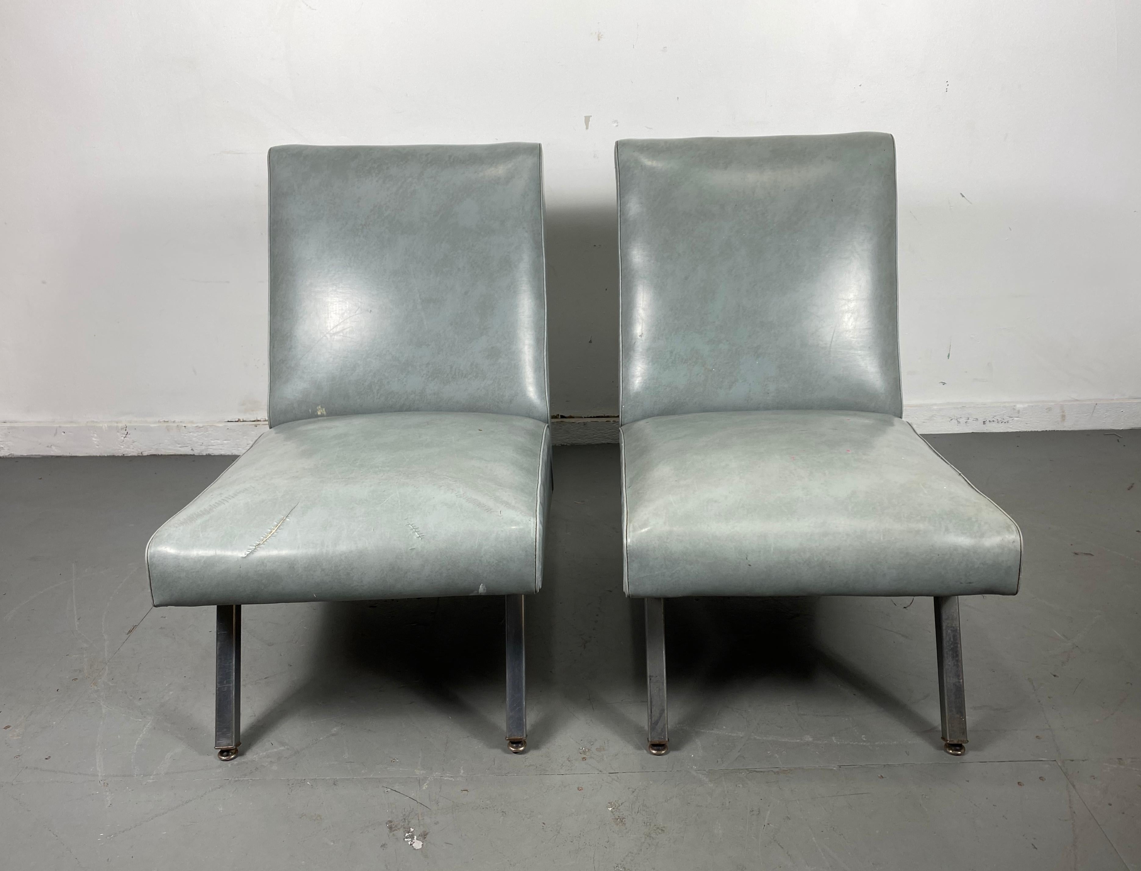 Stunning Pair of Modernist Deco Slipper Lounge Chairs Royal Metal Mfg. Co. 1940s 2