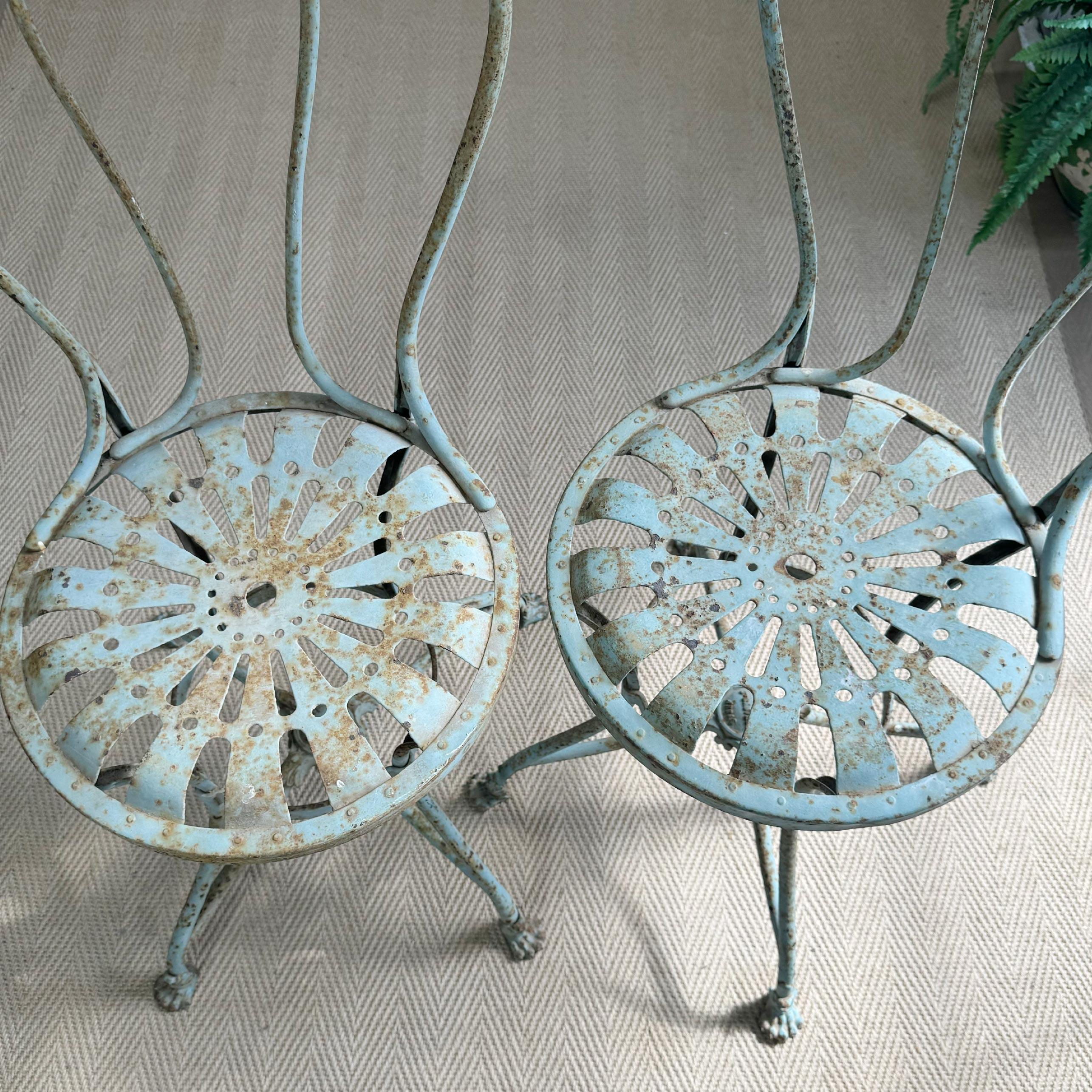Stunning Pair of 19th Century Usine Saint Saveur Arras Chairs in Duck Egg Paint In Good Condition For Sale In Hastings, GB