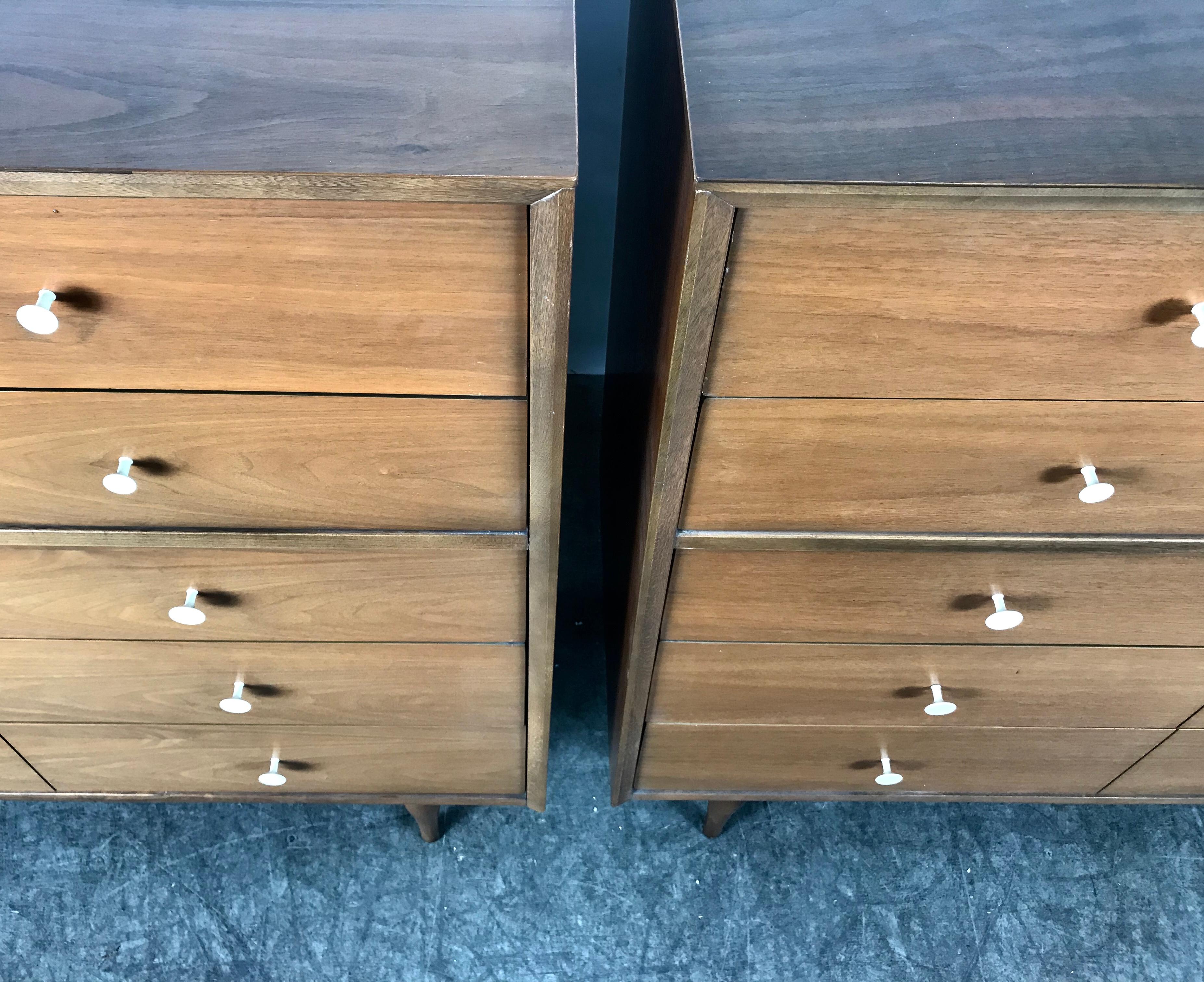 20th Century Stunning Pair of American Modernist 5-Drawer Chests after George Nelson