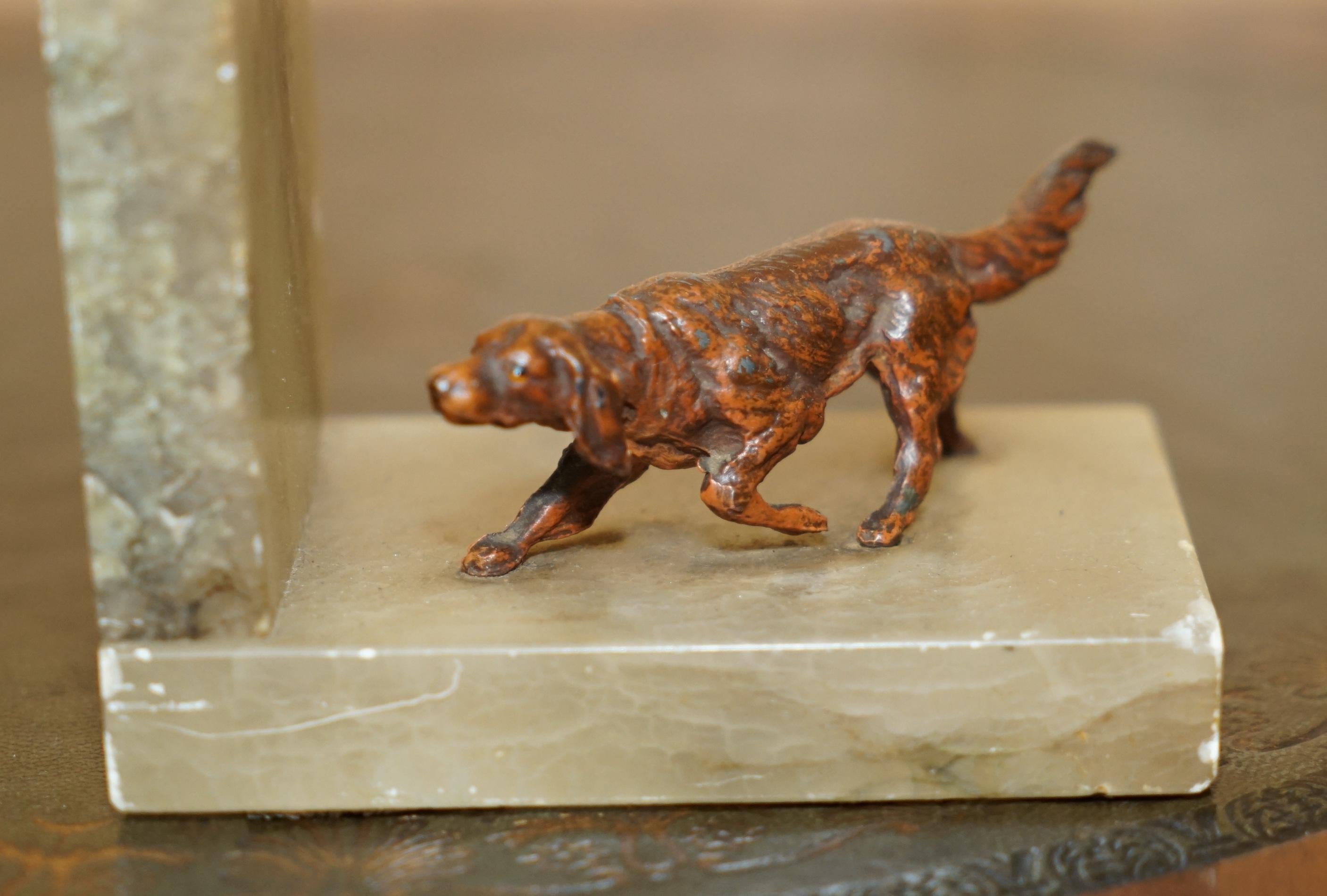 STUNNING PAIR OF ANTIQUE AUSTRIAN COLD PAINTED BRONZE ONYX DOG HOUNDS BOOKENDs For Sale 4