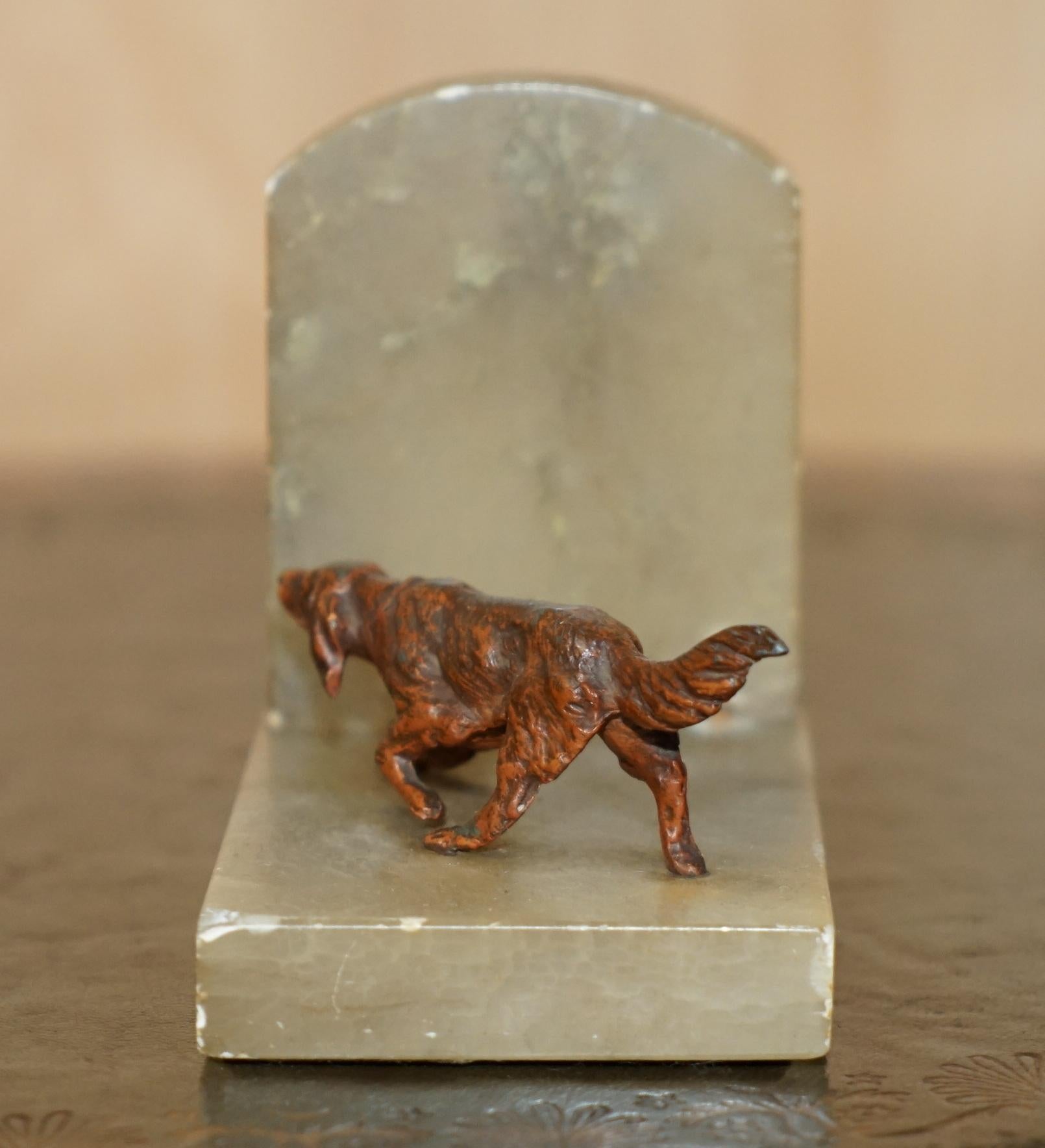 STUNNING PAIR OF ANTIQUE AUSTRIAN COLD PAINTED BRONZE ONYX DOG HOUNDS BOOKENDs For Sale 5