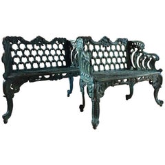 Superbe paire de bancs de jardin anciens en fonte Style Coalbrookdale