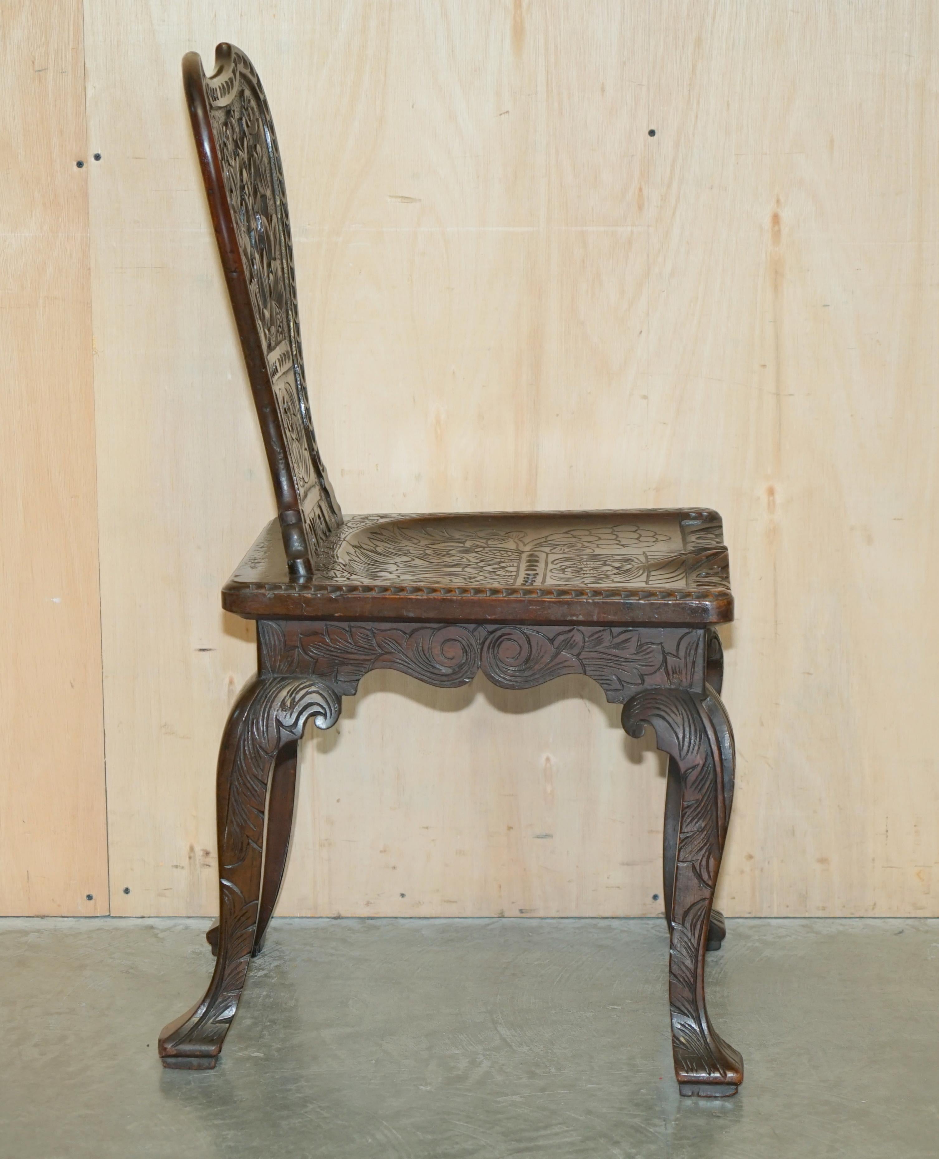 STUNNING PAIR OF ANTIQUE CIRCA 1860 HAND CARVED COLONIAL HALL SIDE CHAIRs For Sale 8