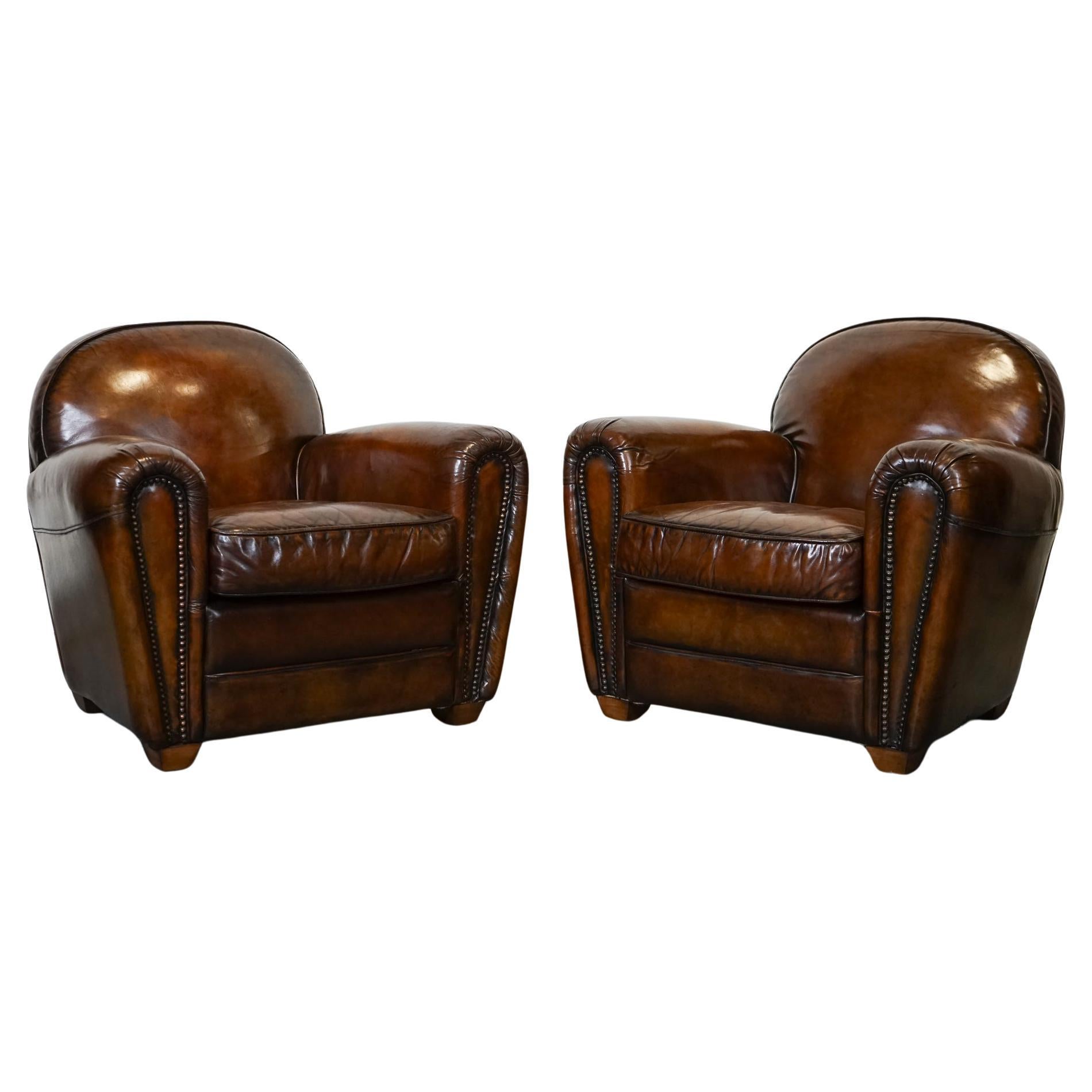 STUNNING PAiR OF ART DECO Style HAND DYED WHISKEY BROWN CLUB ARMCHAIRS im Angebot