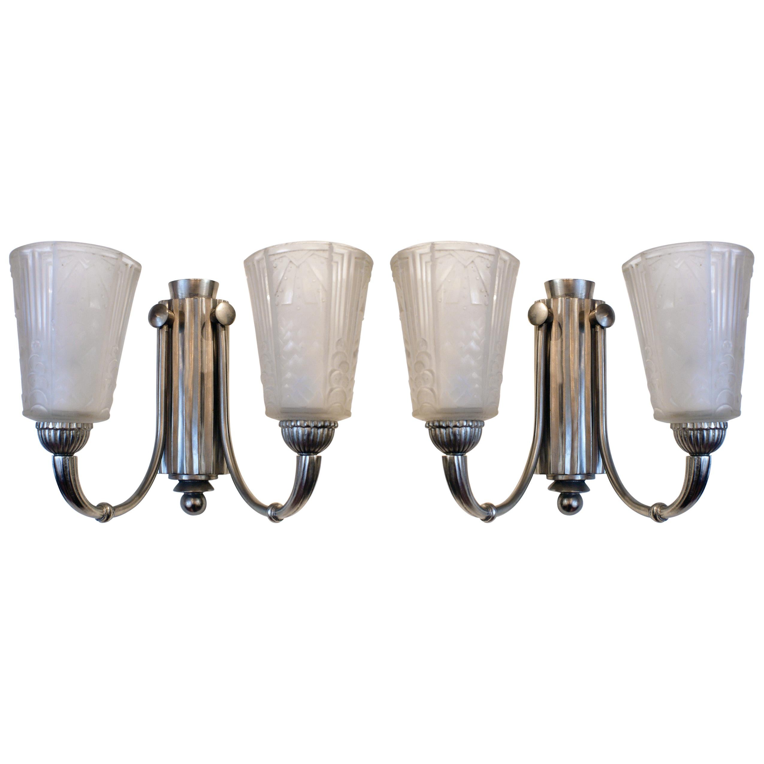 Stunning Pair of Art Deco Wall Sconces Signed "Muller Freres Luneville" For Sale