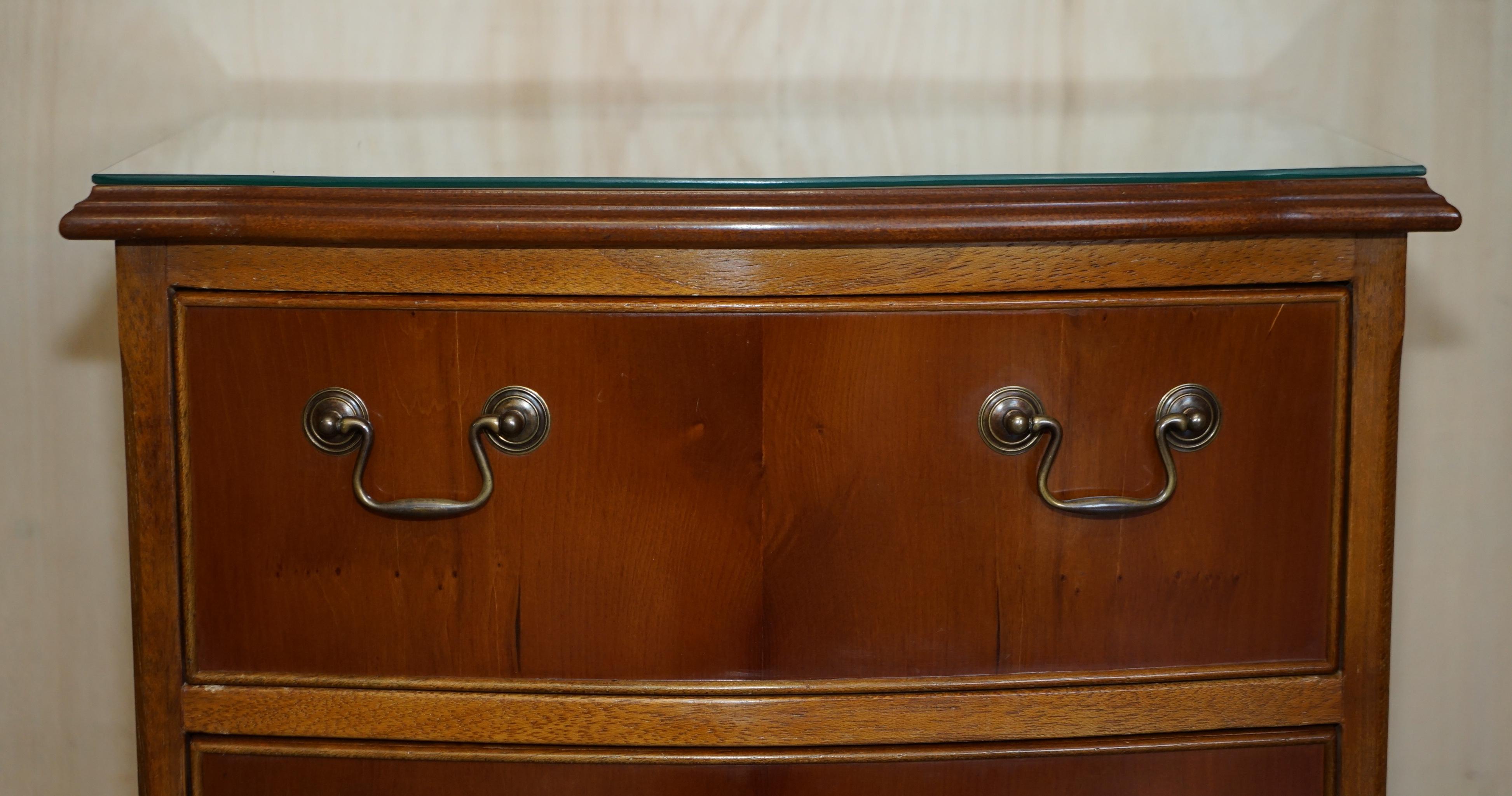 English Stunning Pair of Bow Fronted Burr Yew Wood Side Table Sized Chest of Drawers For Sale