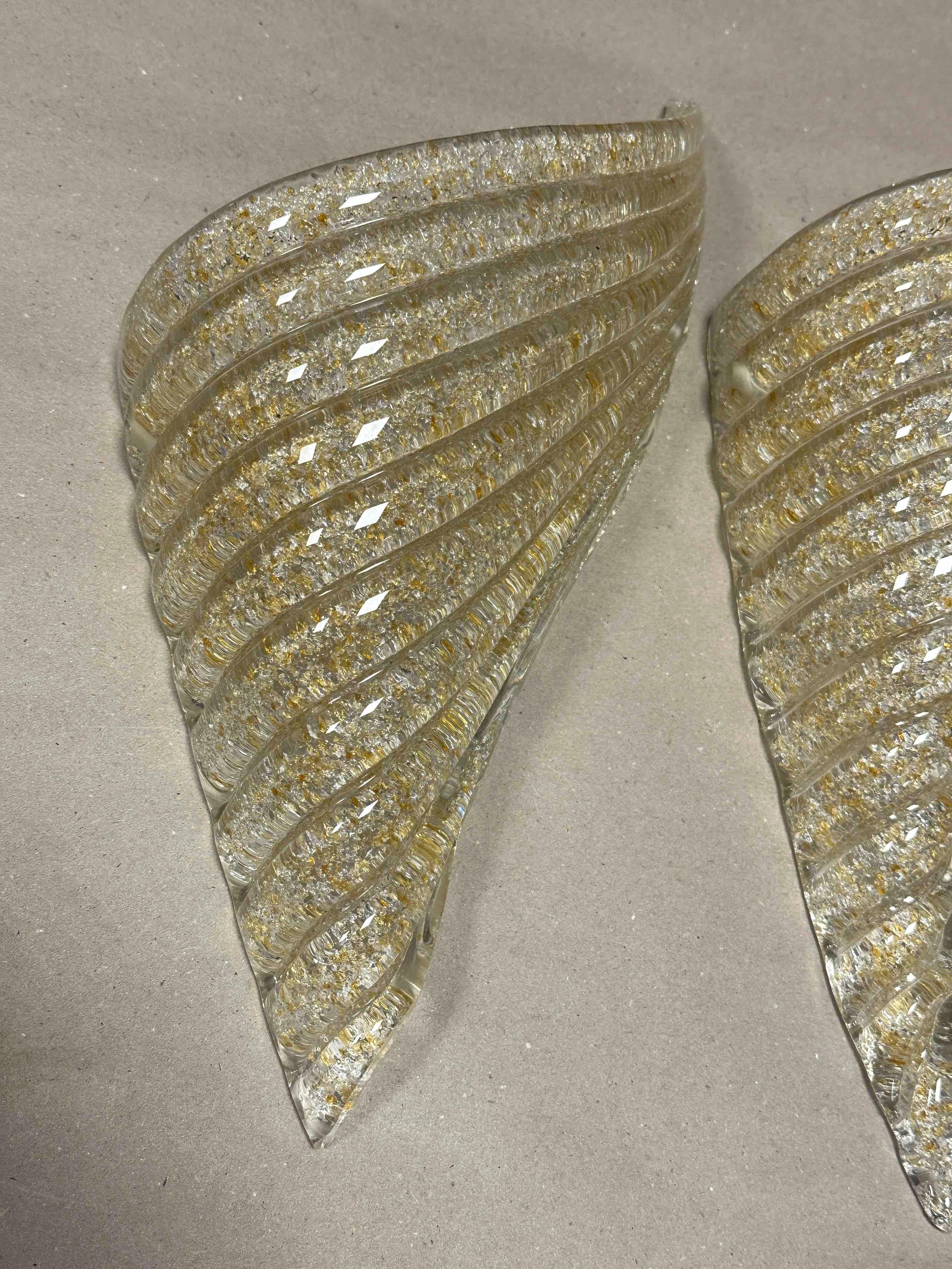 Italian Stunning Pair of Brass and Murano Glass Cornucopia Shell Sconces, Italy, 1980s For Sale