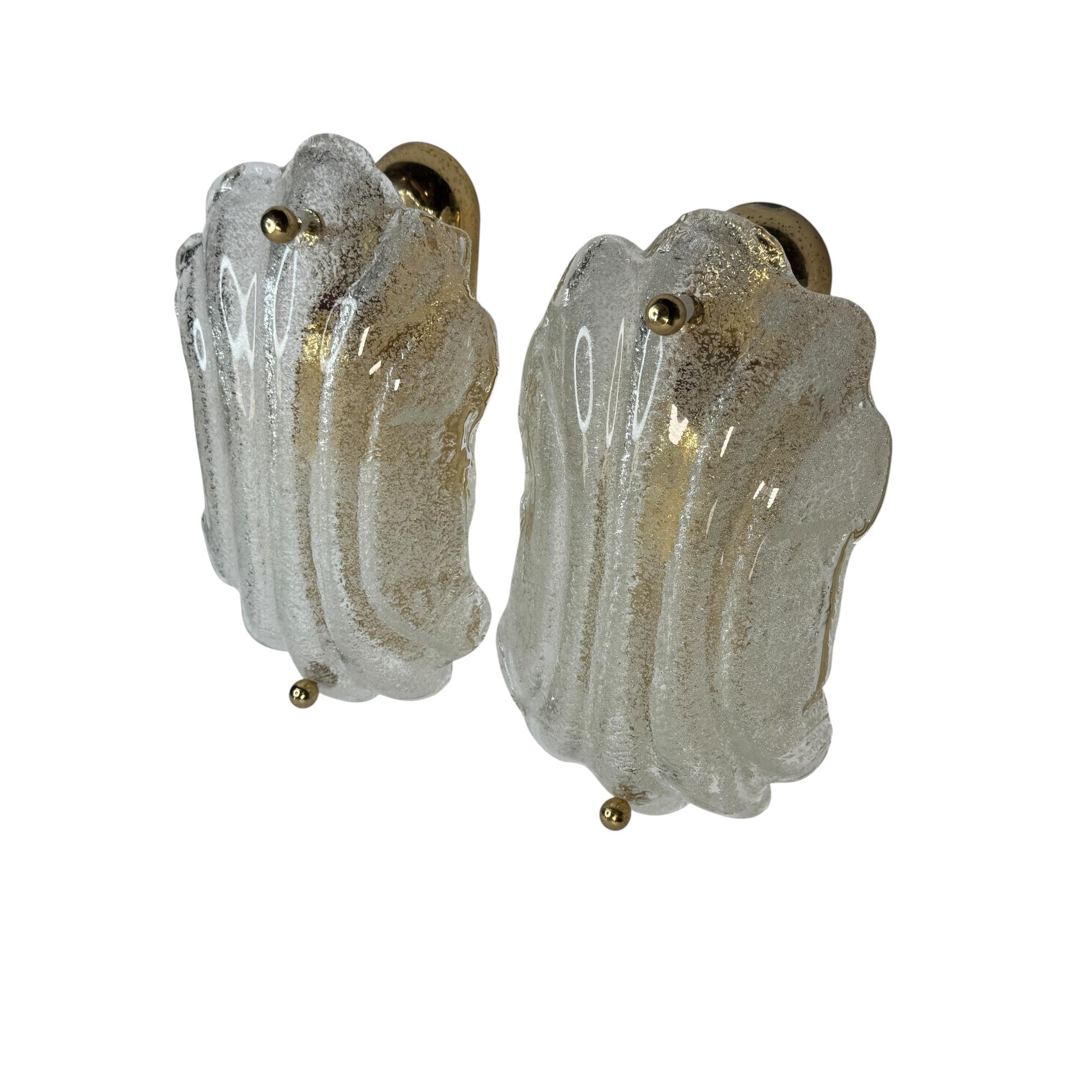 Stupefacente coppia di sconsole a conchiglia in ottone e vetro di Murano, Italia, anni '80 in vendita 5