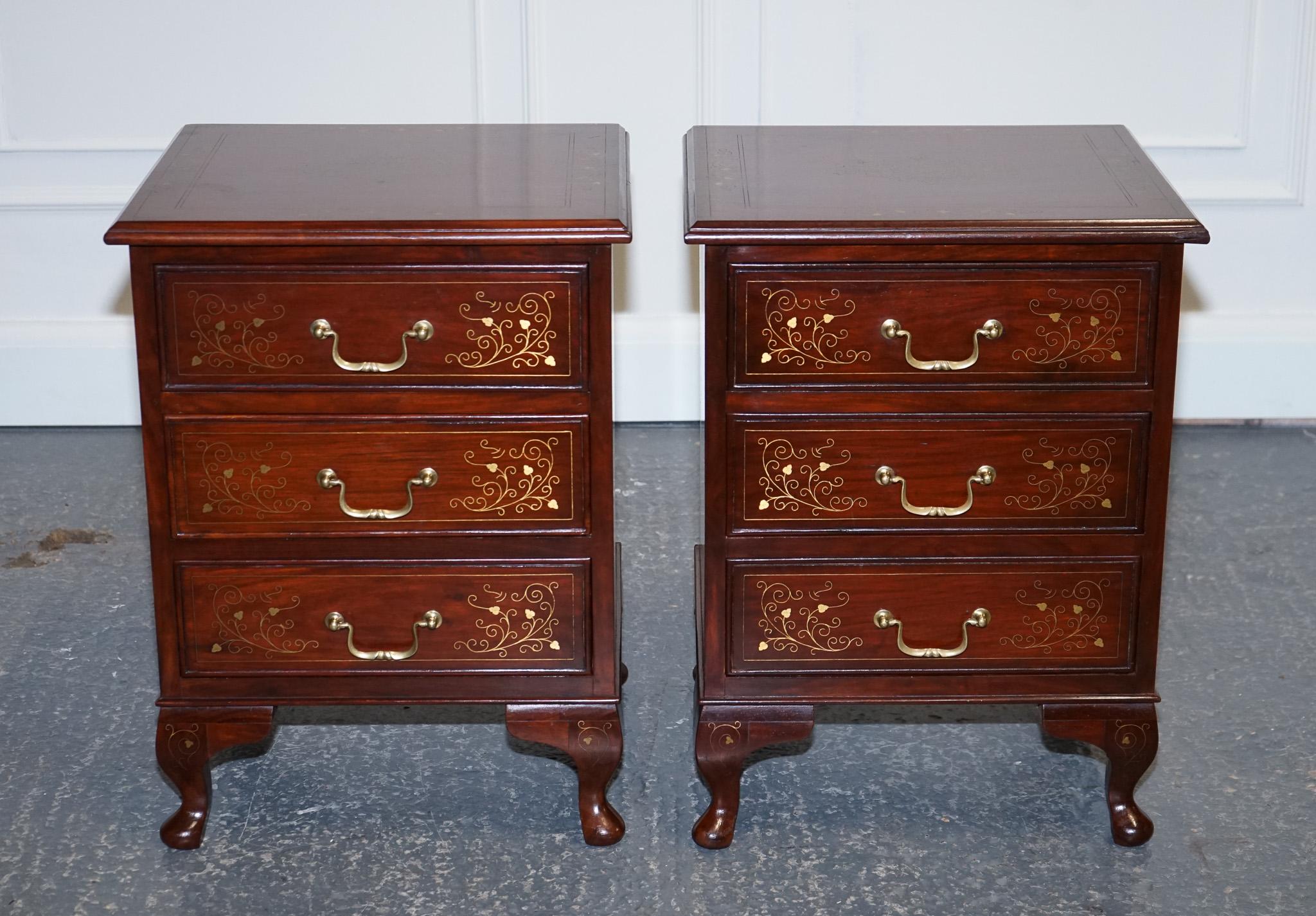 Hand-Crafted Stunning Pair of Brass Inliad Anglo Indian Bedside Tables Nightstands For Sale