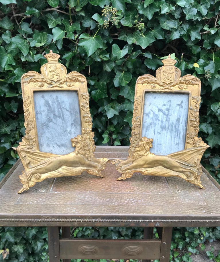 Stunning Pair of Bronze Table Picture Frames with Lion Sculptures & Royal Crowns For Sale 3