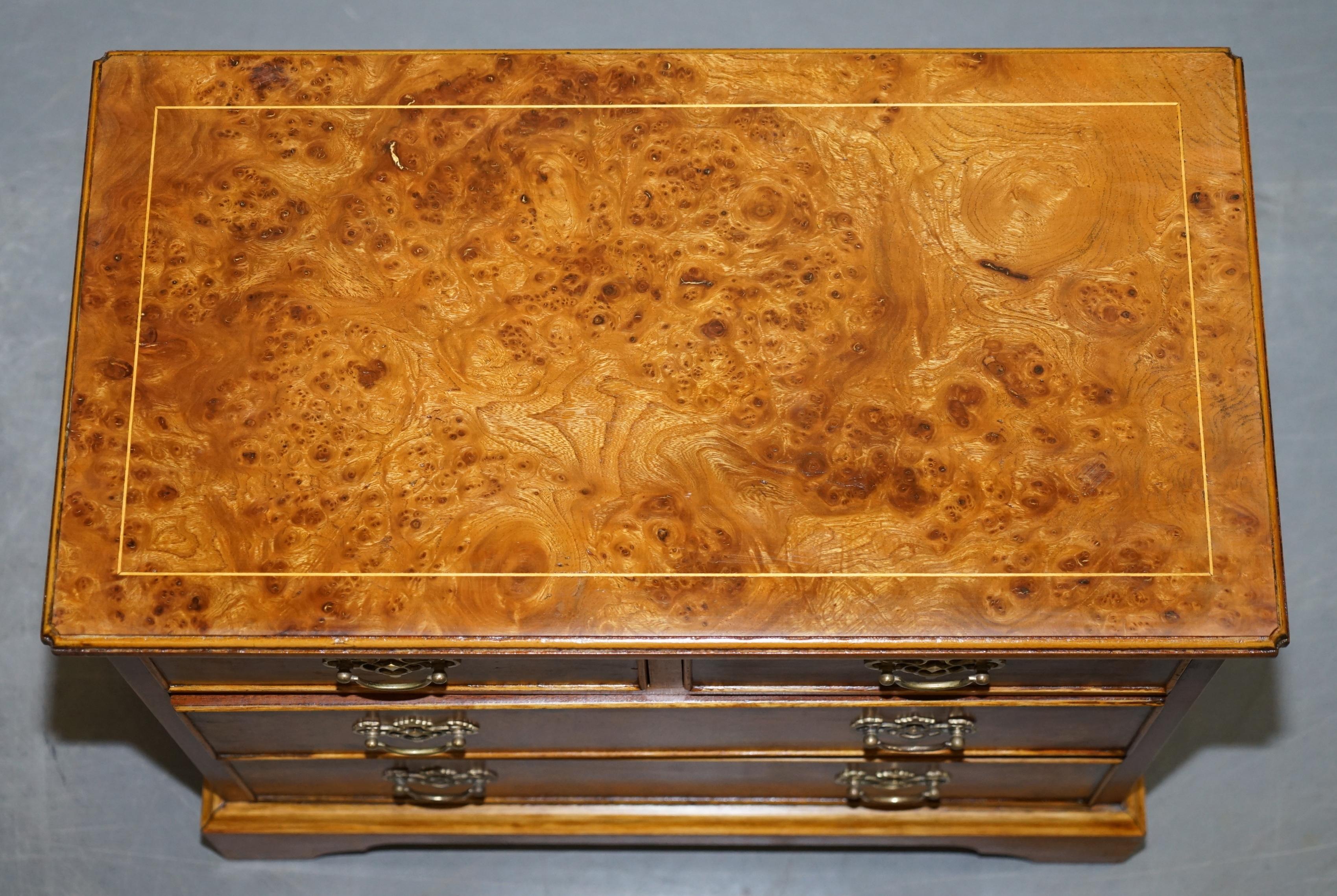 English Stunning Pair of Burr & Burl Walnut & Elm Bedside, Side Table Chest of Drawers