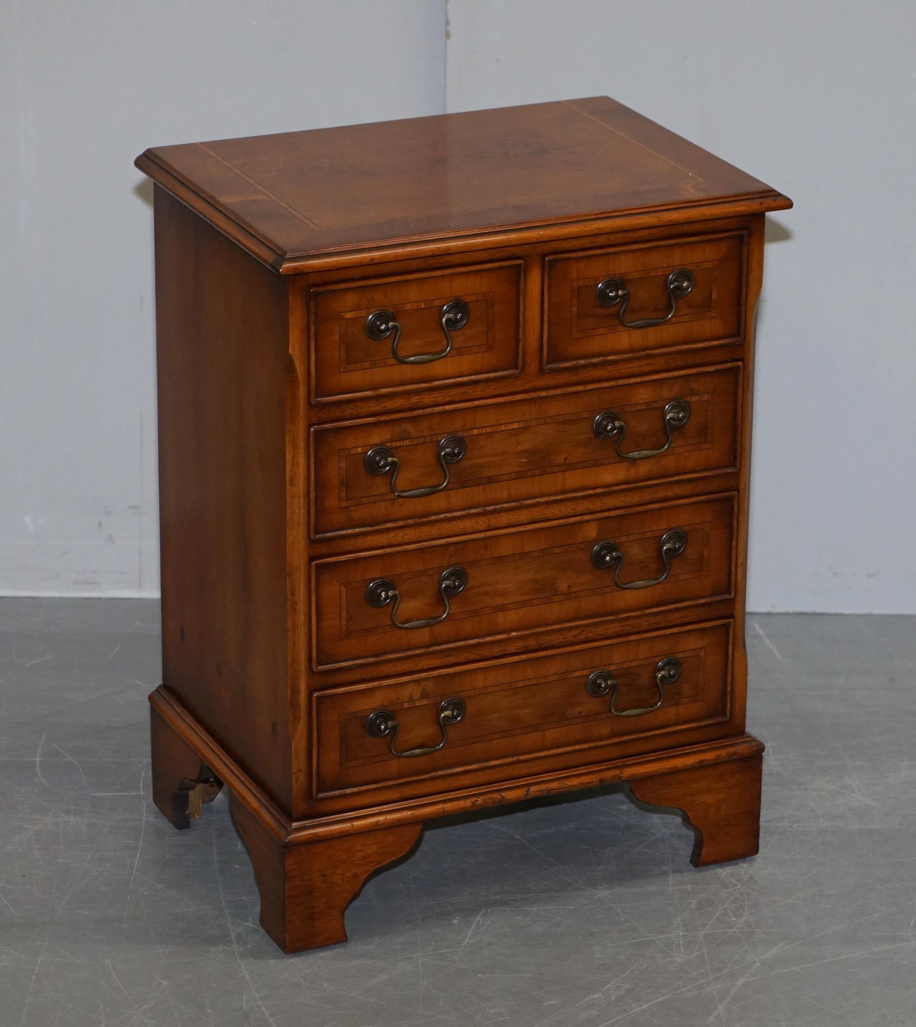 We are delighted to offer for sale this lovely pair of vintage burr yew wood lamp table sized chest of drawers

A good looking, functional and well made pair, the drawers all open and close as they should, the timber patina is glorious and looks