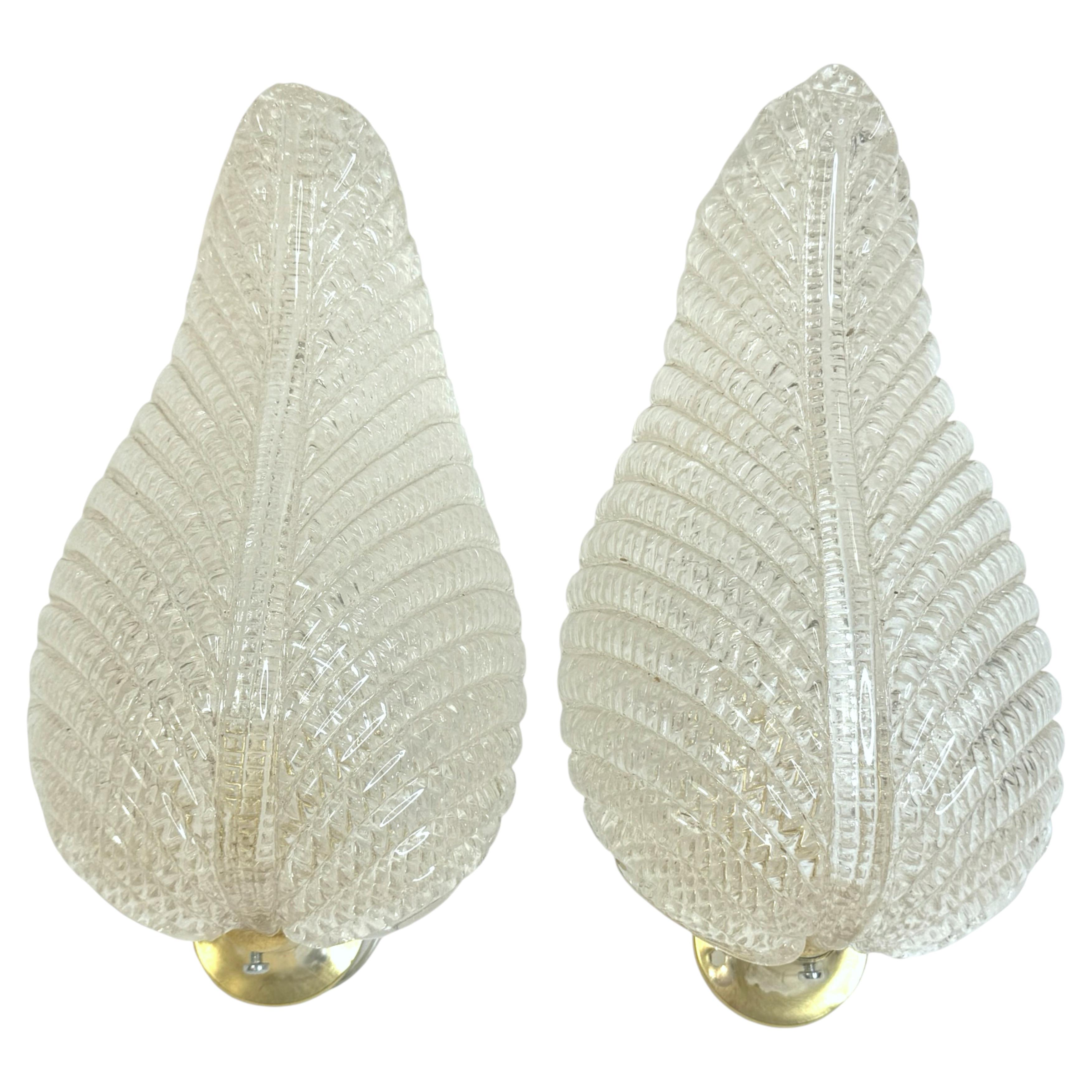 Stunning Pair of Clear Glass "Rugiodoso" Leaf Sconces by Barovier and Toso