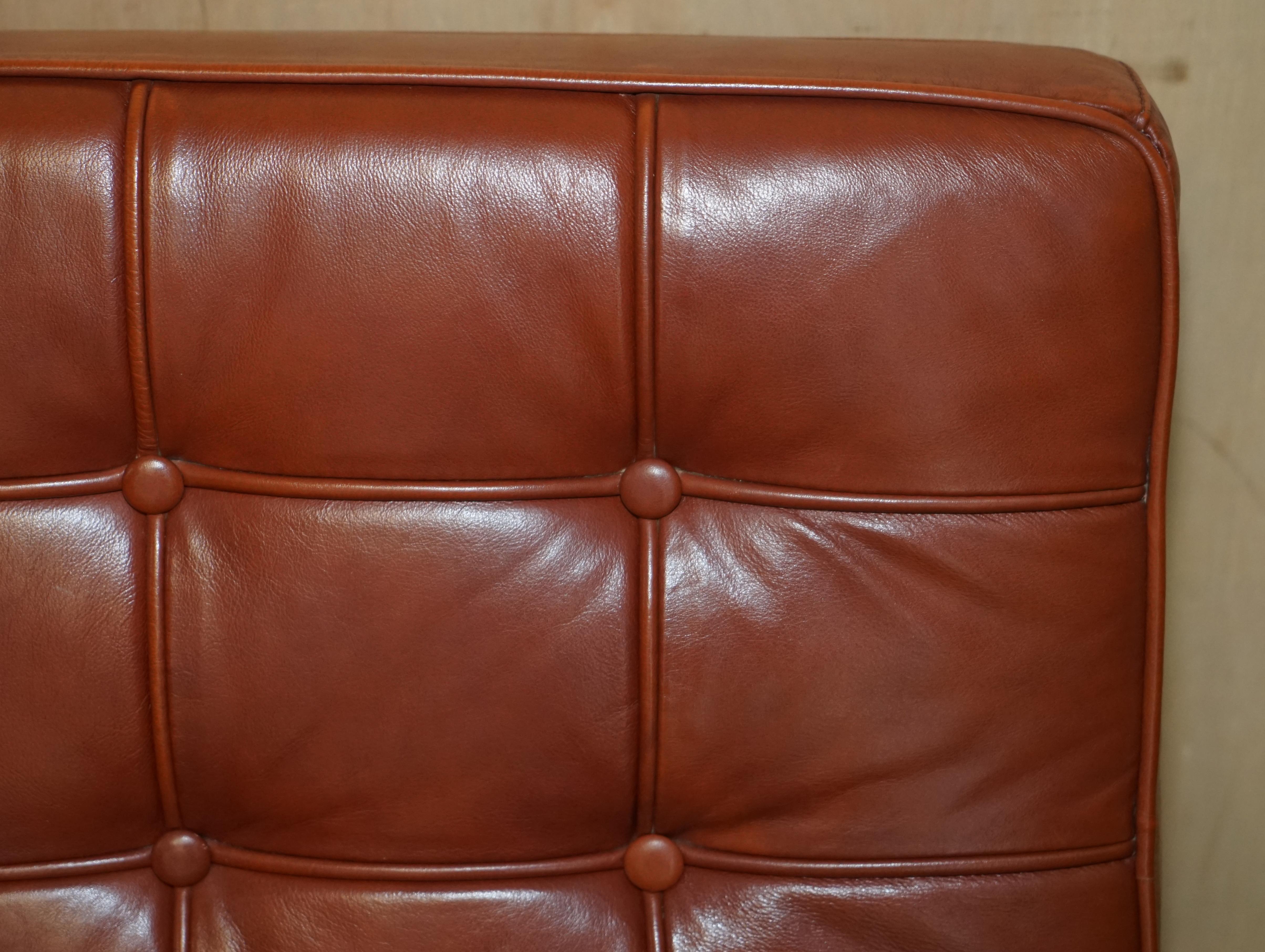 Stunning Pair of Contemporary Designed Brown Leather Lounge Armchairs & Ottomans For Sale 1