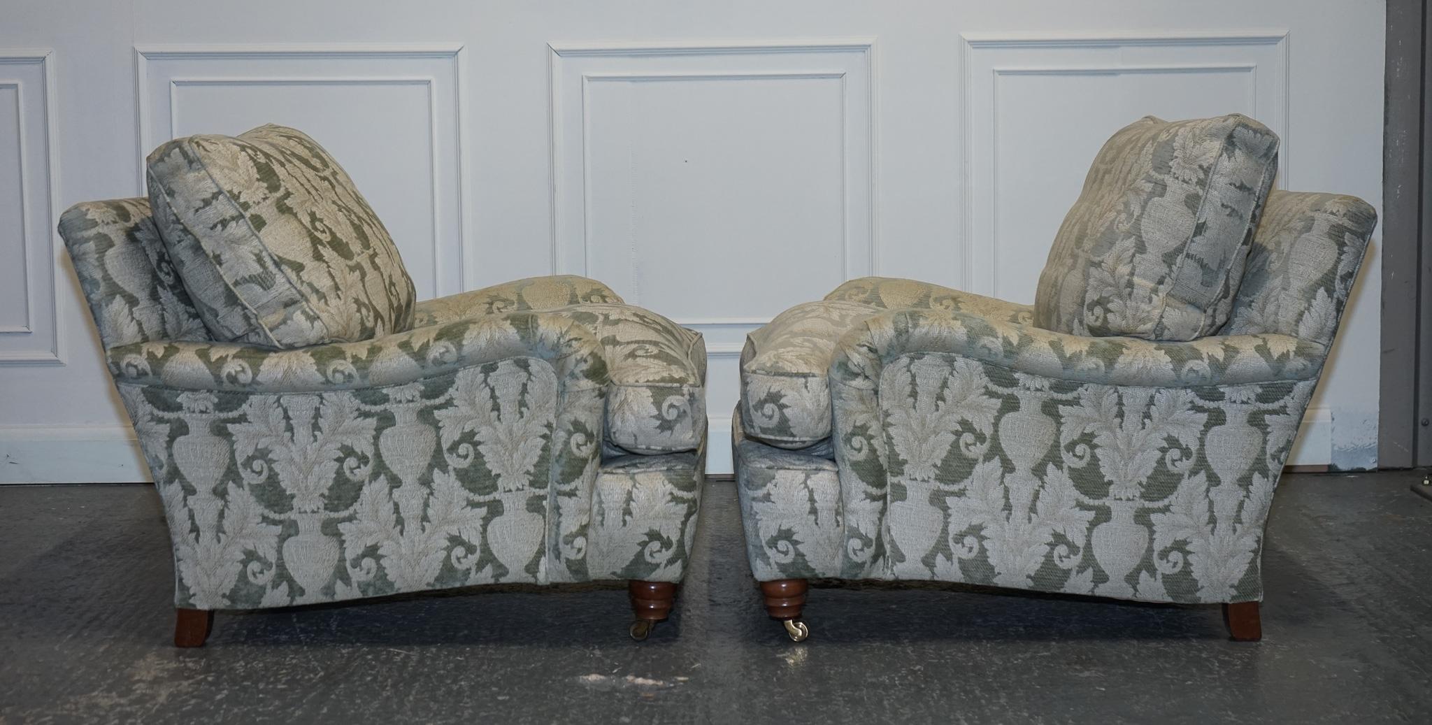 Hand-Crafted STUNNING PAIR OF DURESTA HOWARD STYLE LANSDOWNE FABRIC ARMCHAiRS