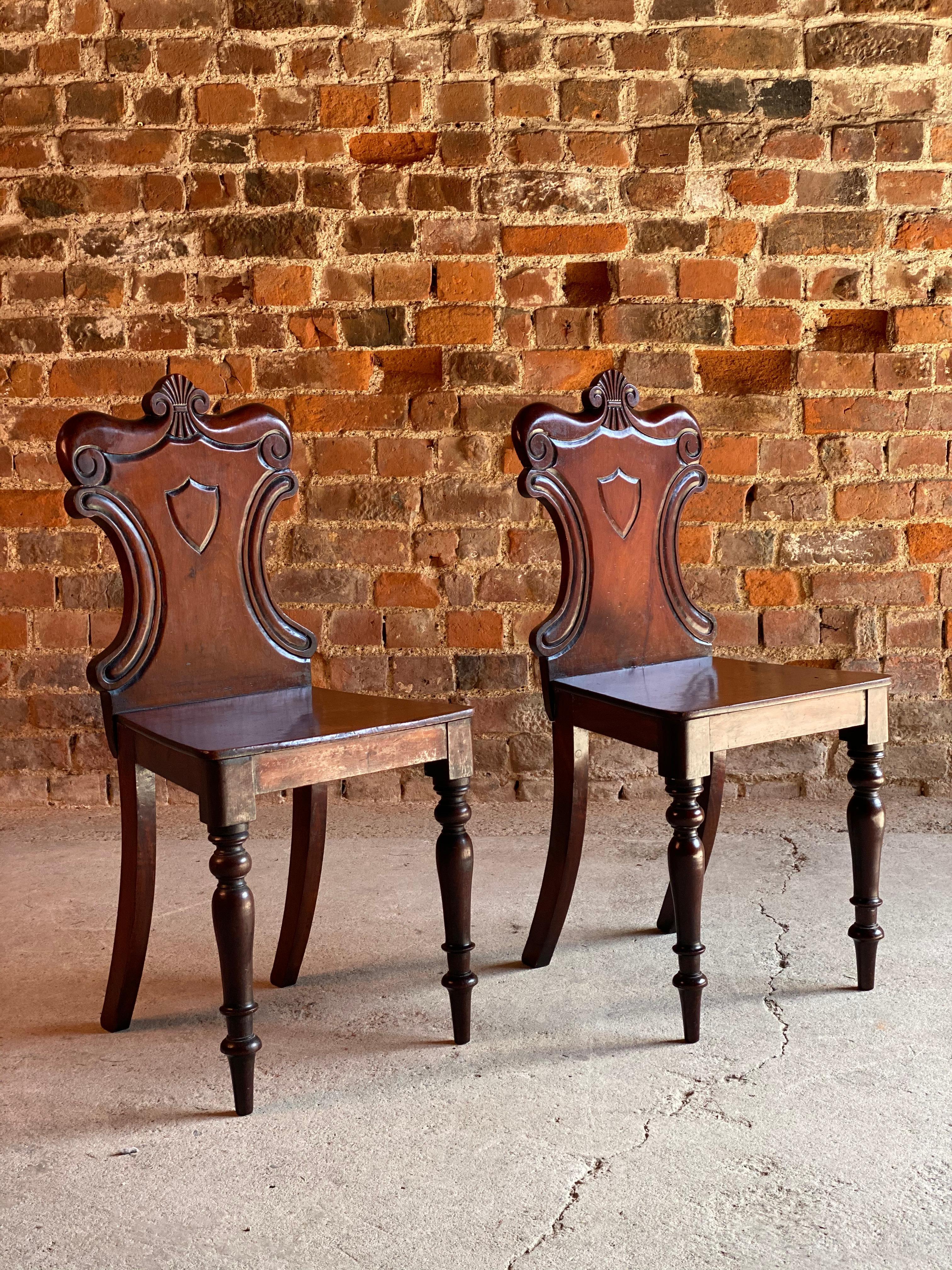 Stunning Pair of Early 19th Century Victorian Mahogany Hall Chairs, circa 1825 1