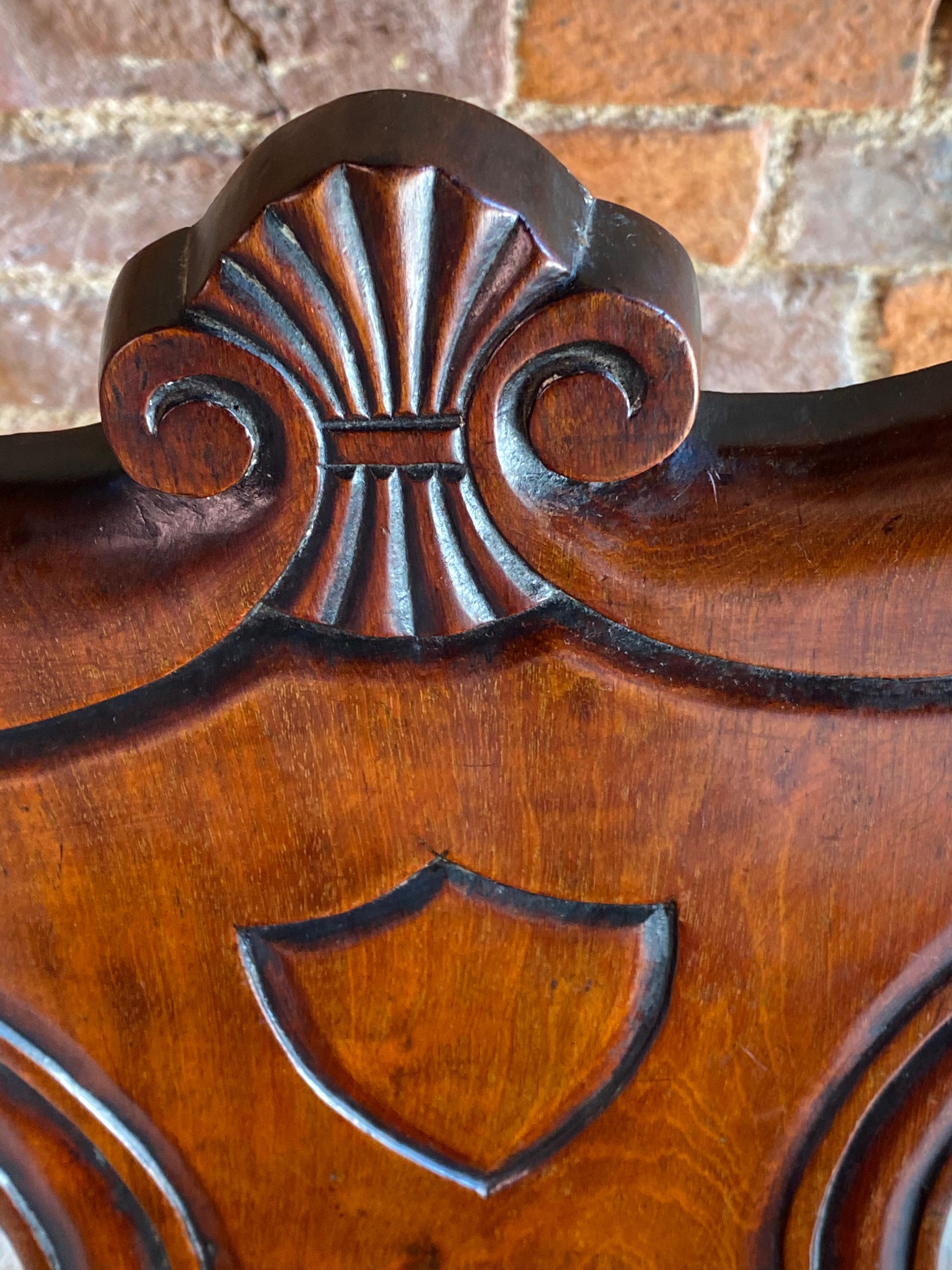 victorian mahogany furniture