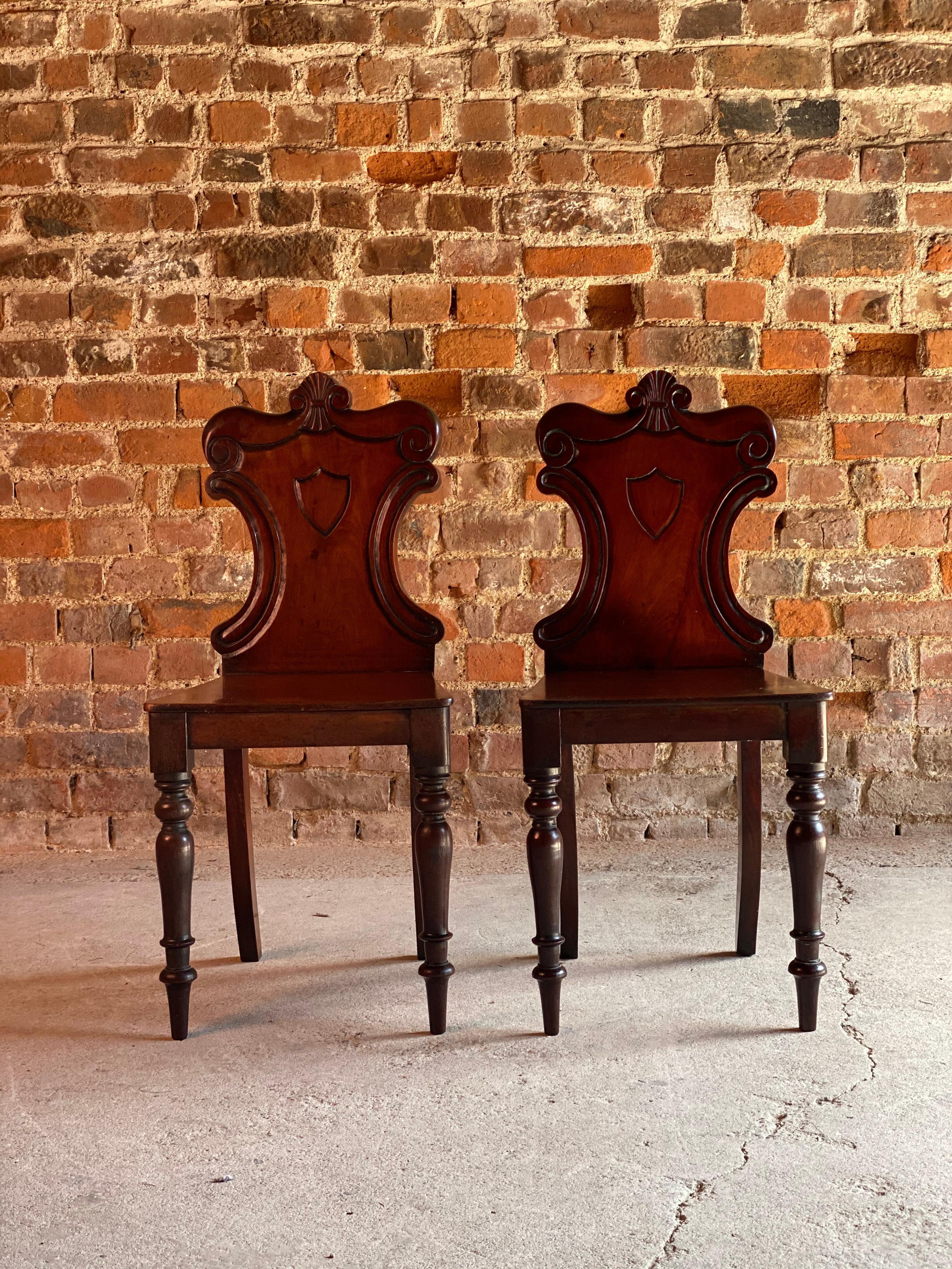 Hand-Carved Stunning Pair of Early 19th Century Victorian Mahogany Hall Chairs, circa 1825