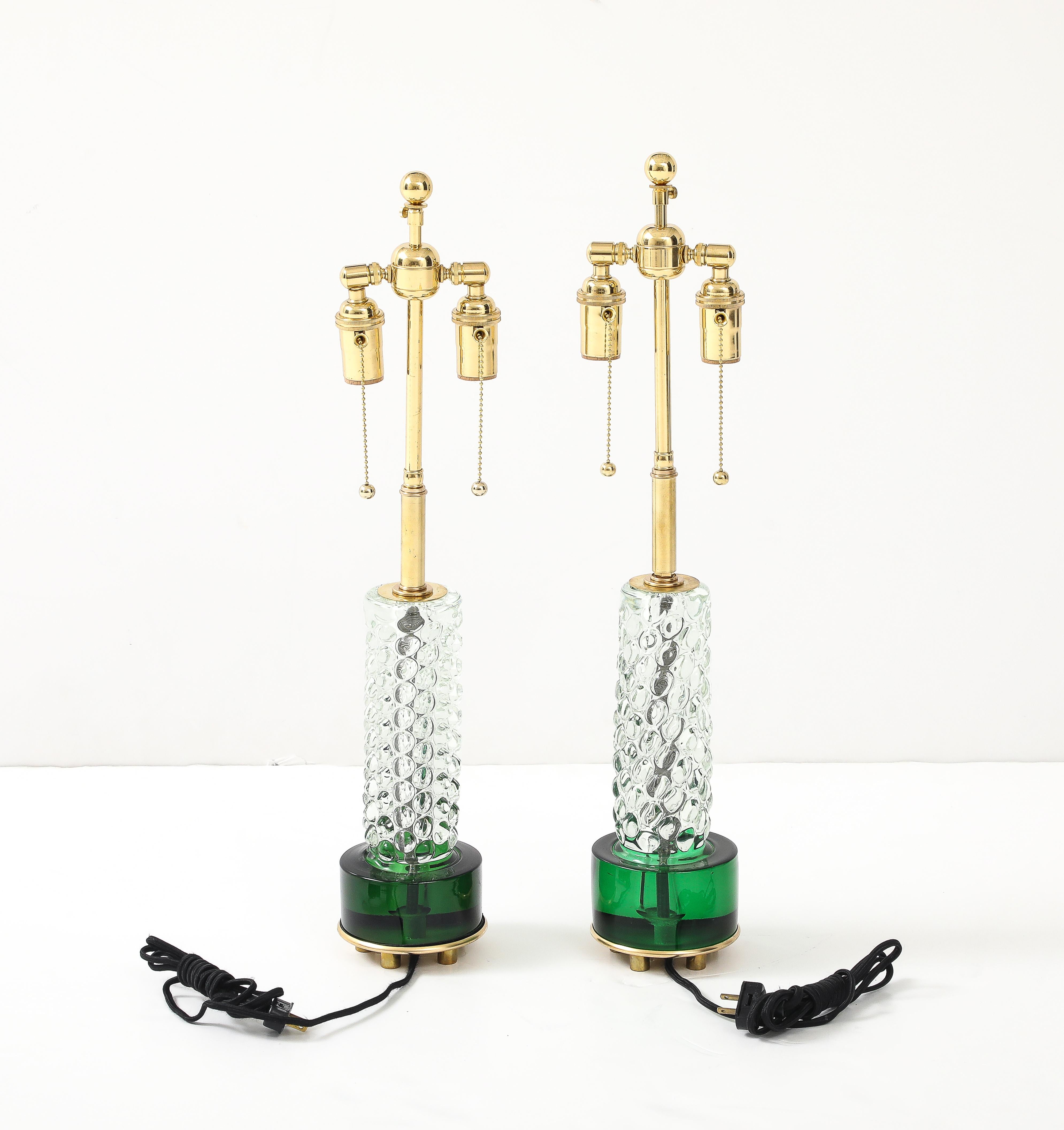 Superbe paire de lampes en émeraude et cristal clair en vente 3