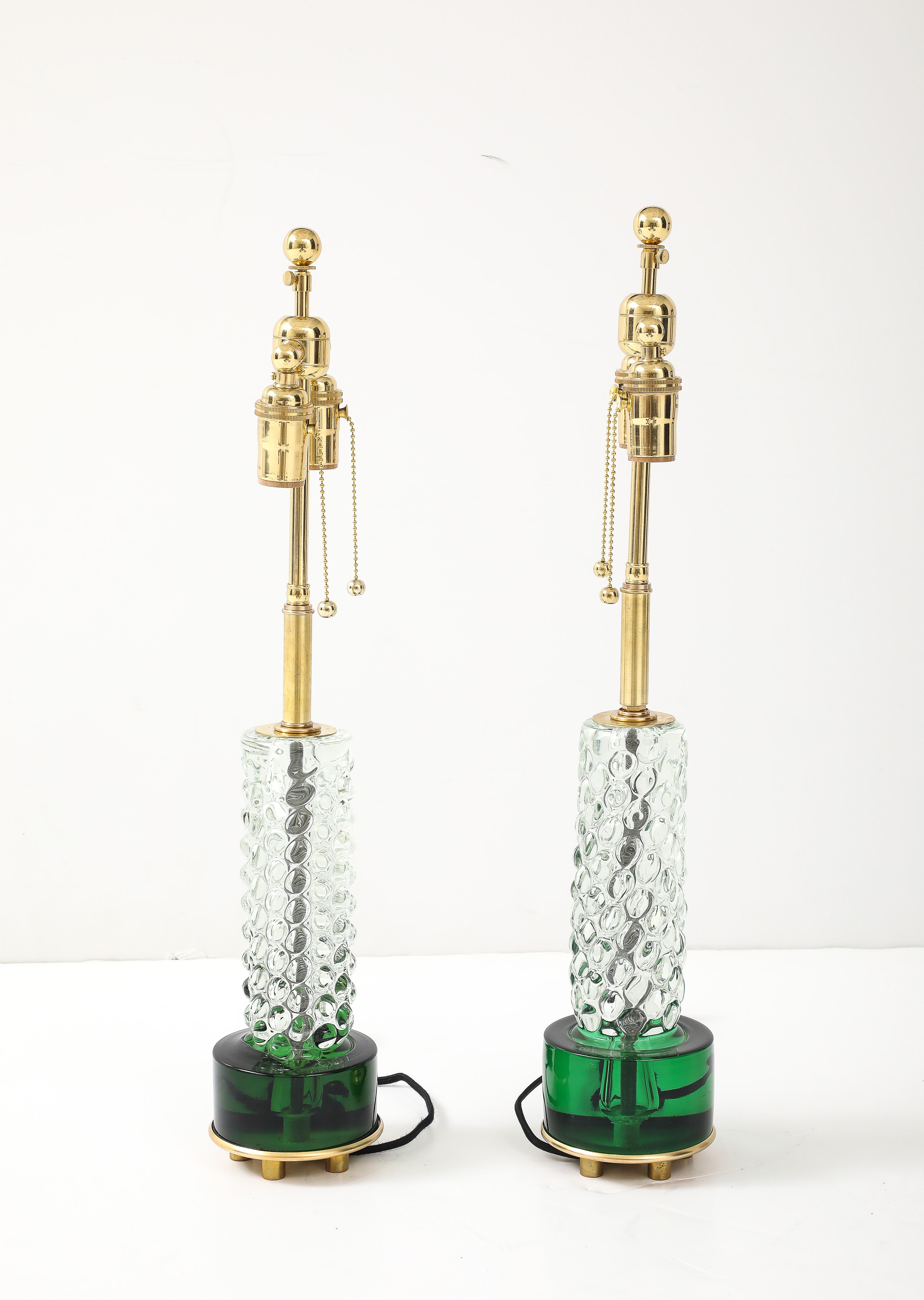 Superbe paire de lampes en émeraude et cristal clair en vente 4