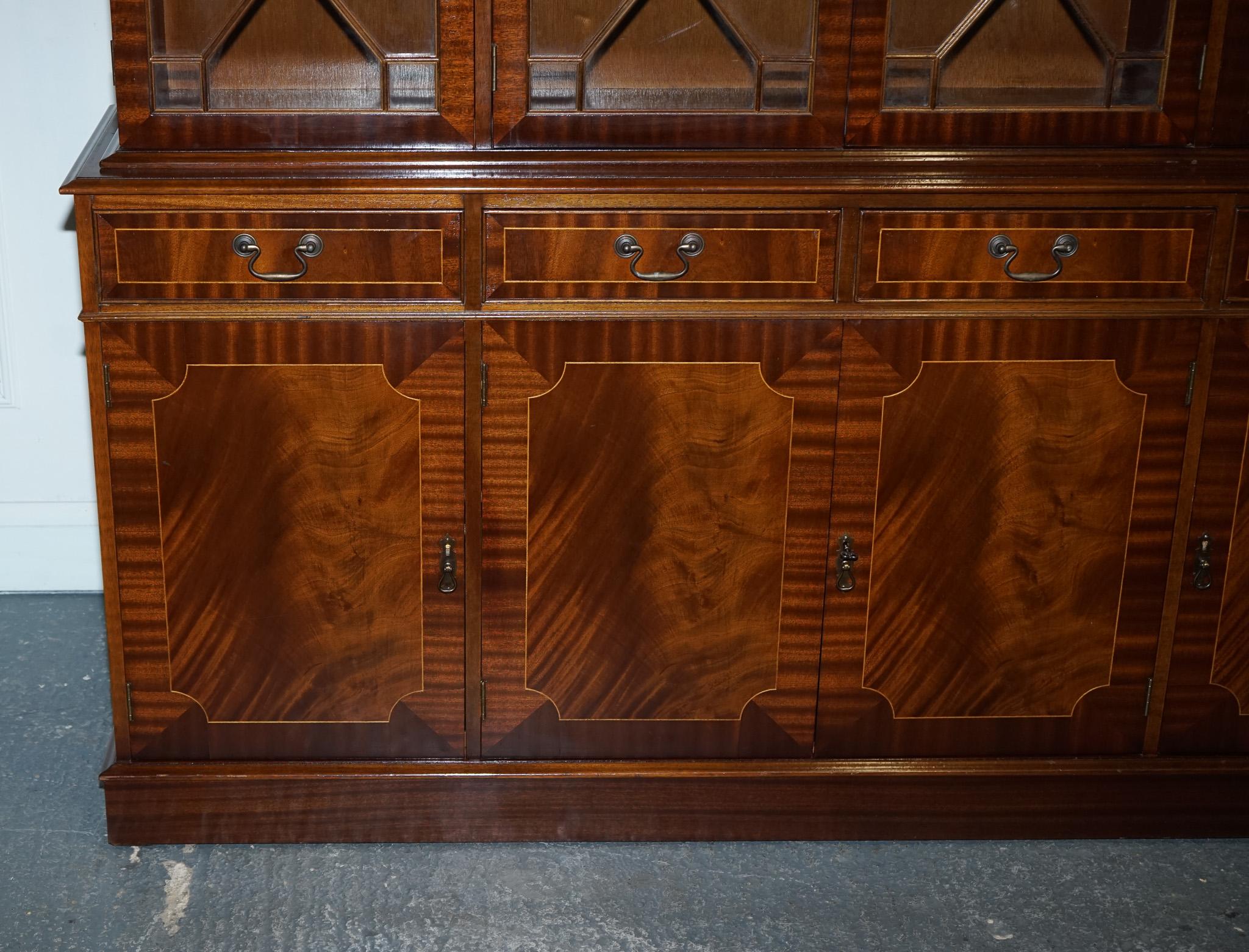 impresionante pareja de librerias de estilo georgiano con cajonera y cajonera de almacenaje 9