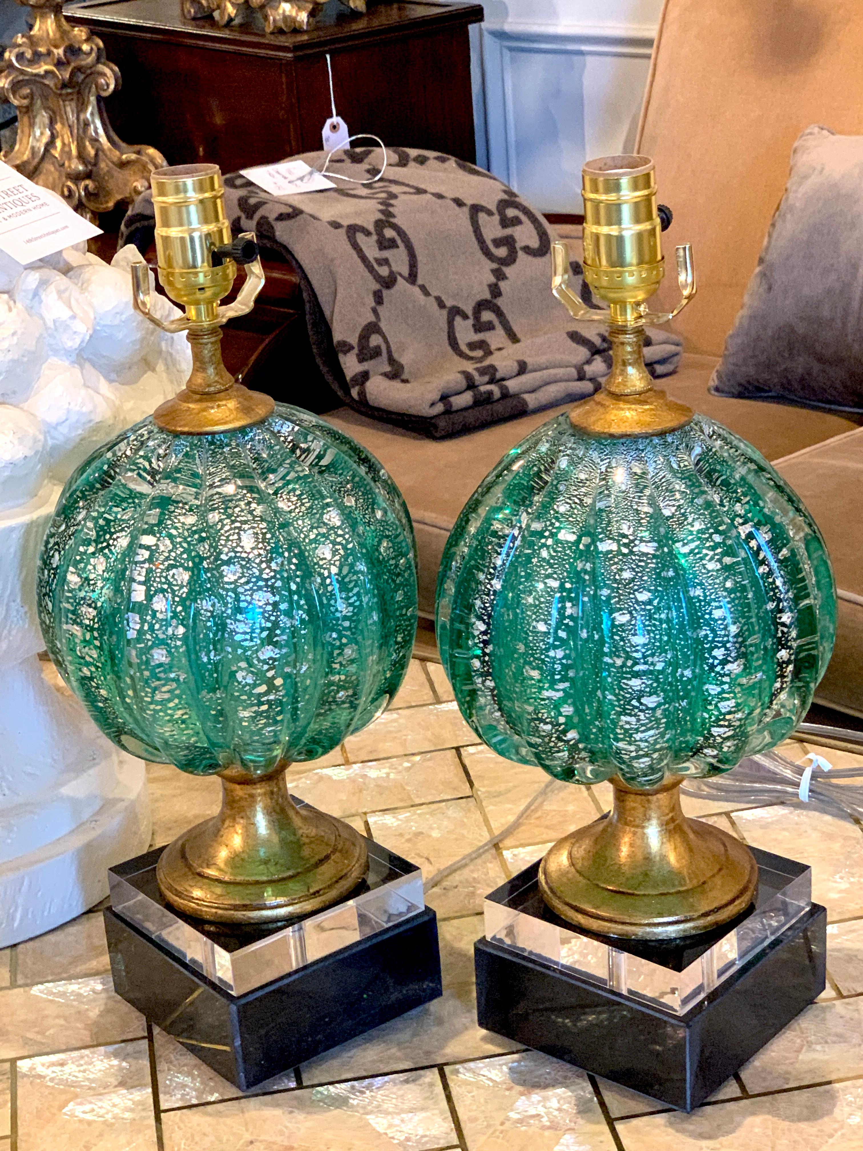 Mid-Century Modern Stunning Pair of Green and Silver Infused Murano Glass Orb Lamps For Sale