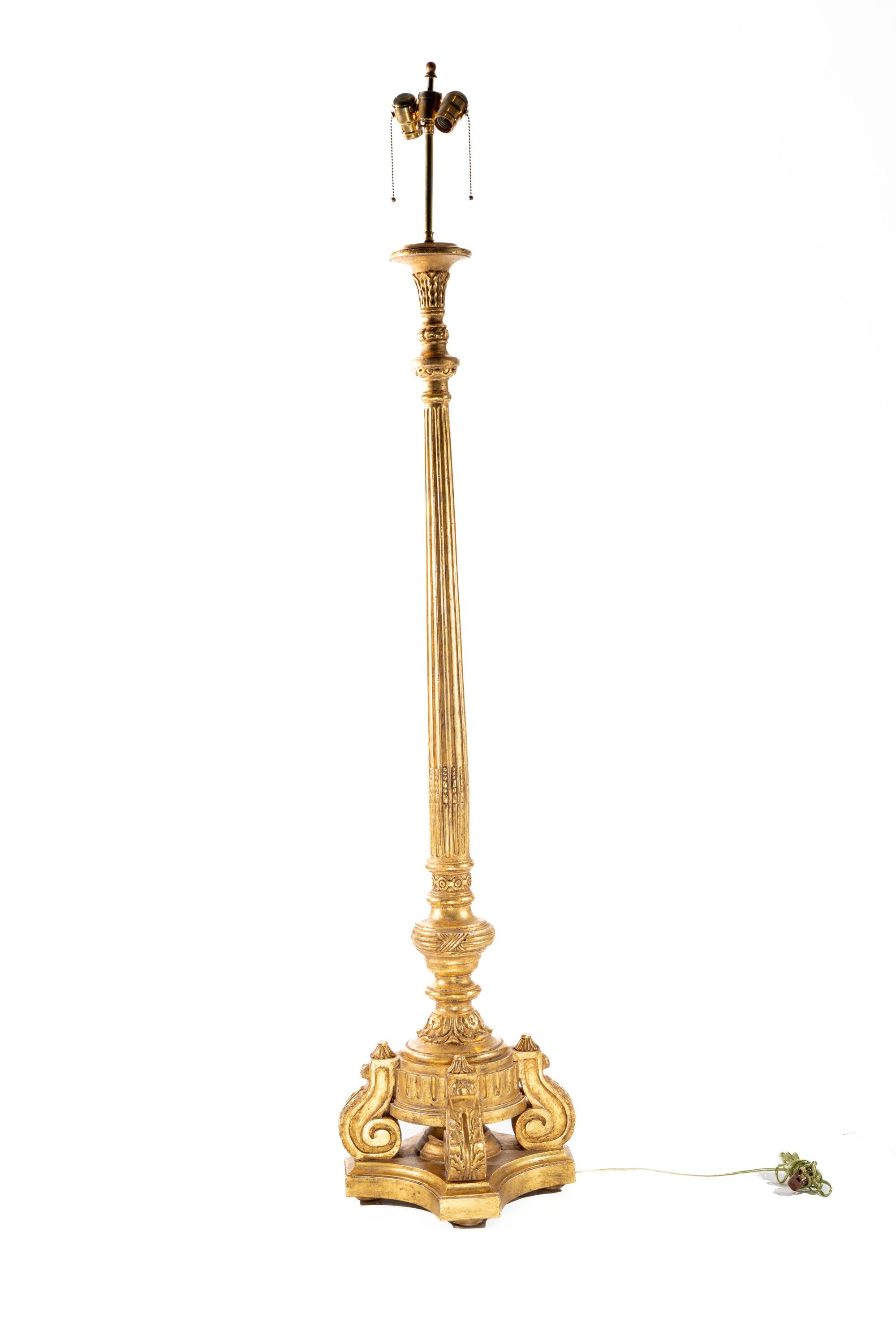 Stunning Hand-Carved Giltwood Floor Lamp For Sale 1