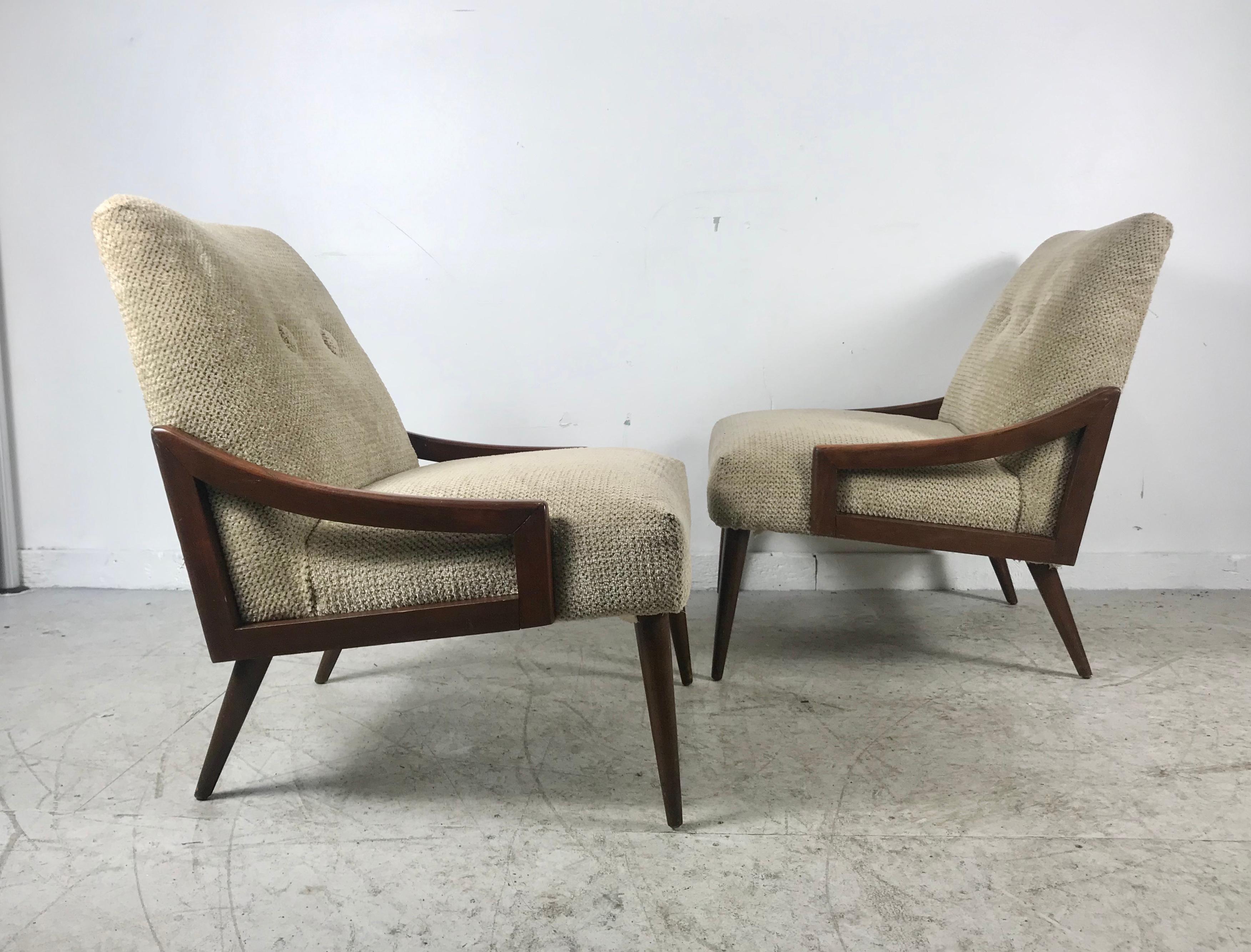 Stunning Pair of Italian Modernist Lounge Chairs after Gio Ponti 1