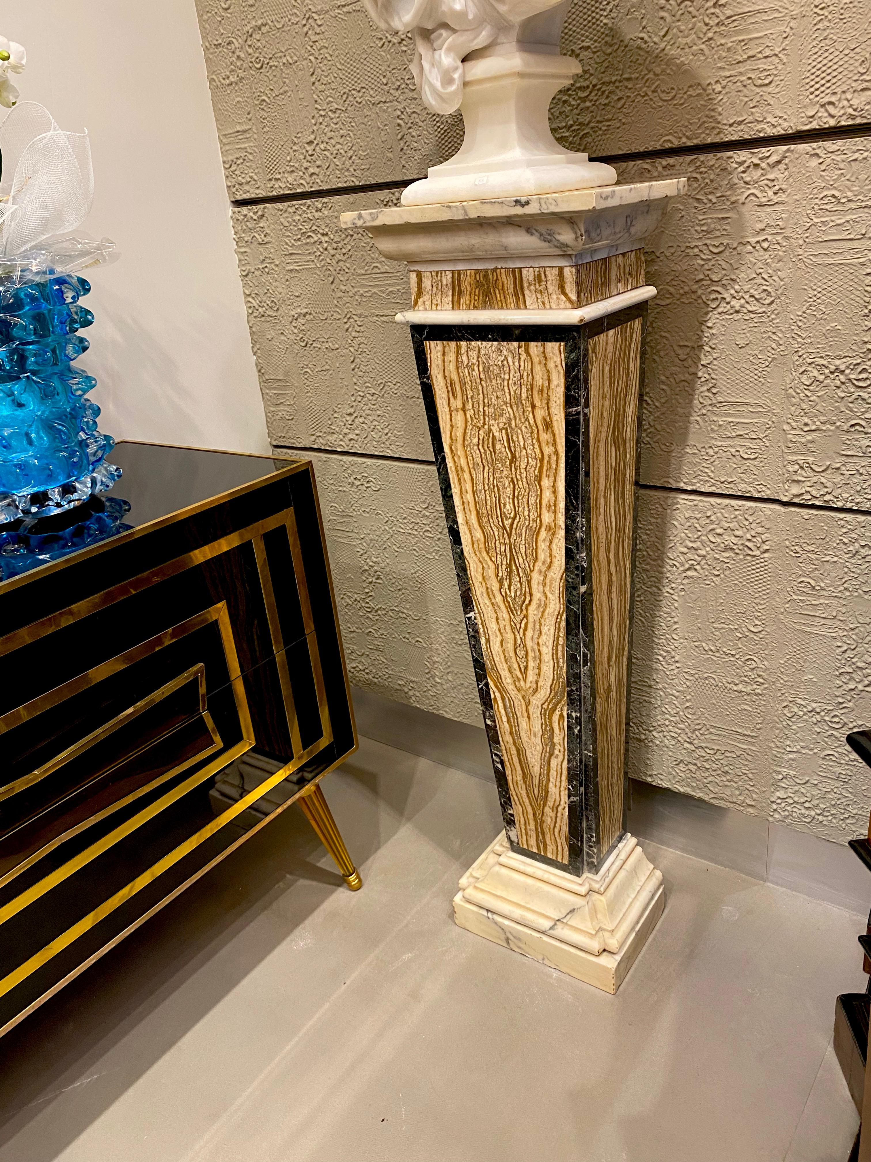 Stunning Pair of Italian Neoclassical Inlaid Marble Bases or Pedestals For Sale 11